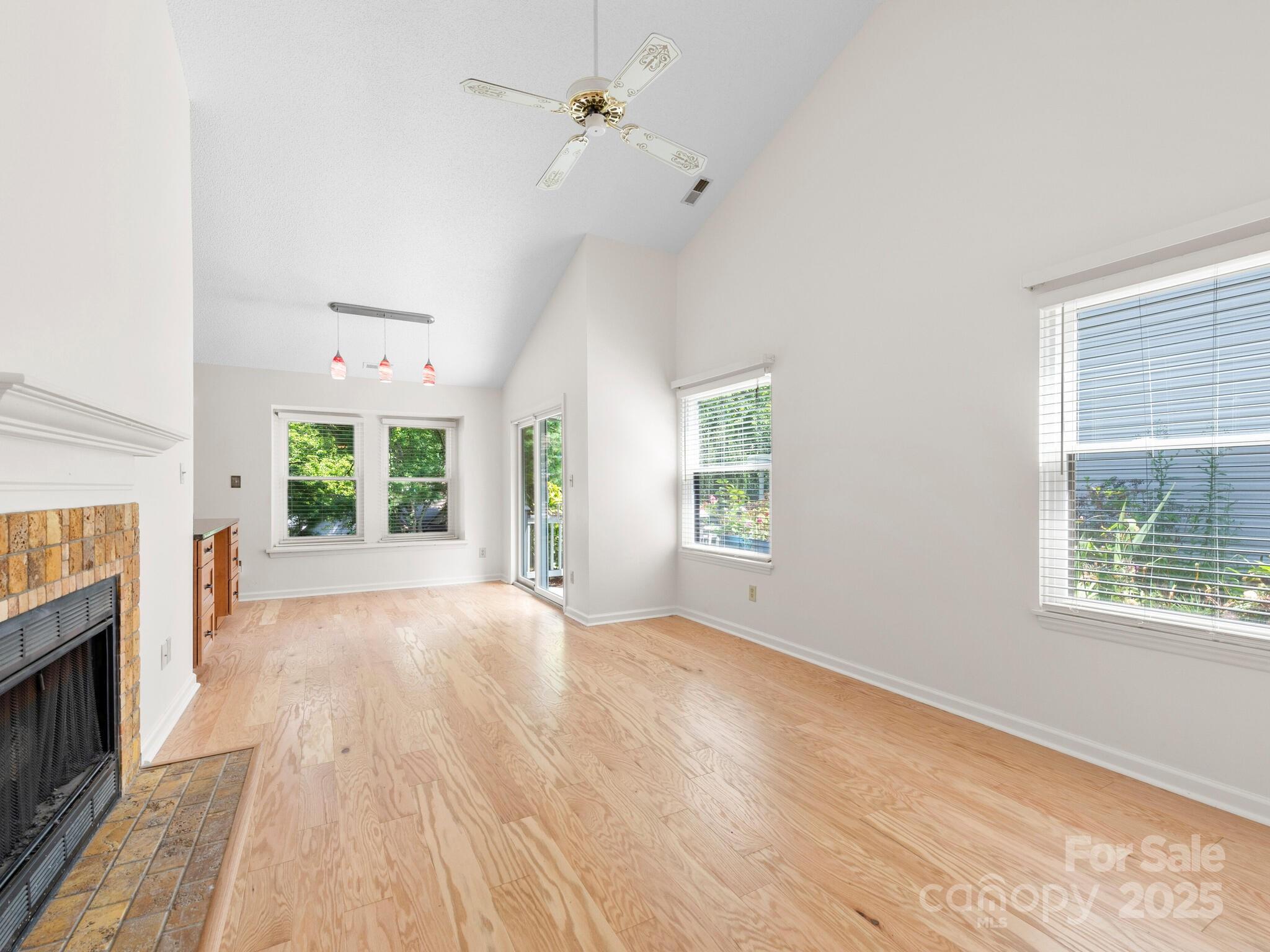 110 Cimarron Drive