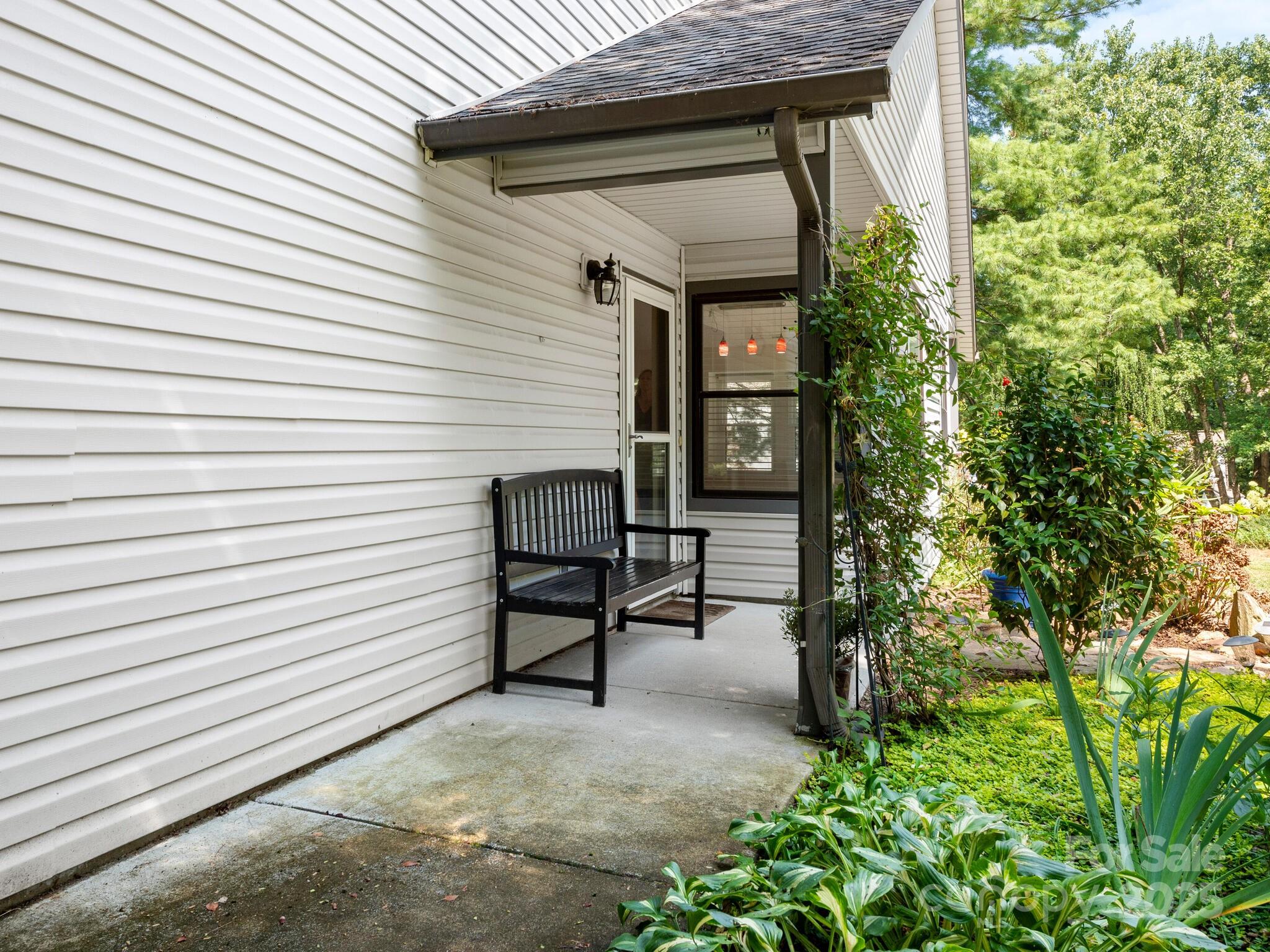 110 Cimarron Drive