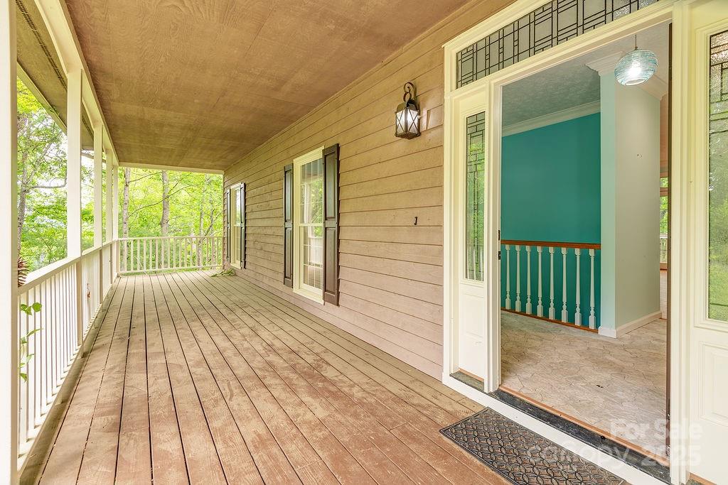 111 Sunny Ridge Drive