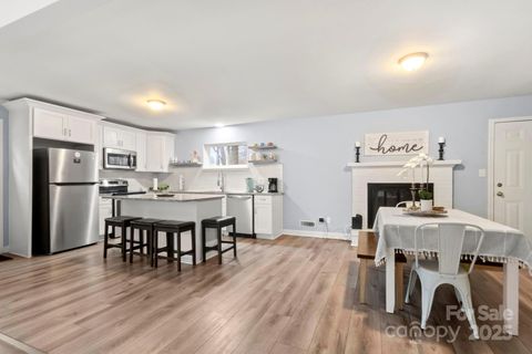 7047 Cheyenne Drive Charlotte NC 28262