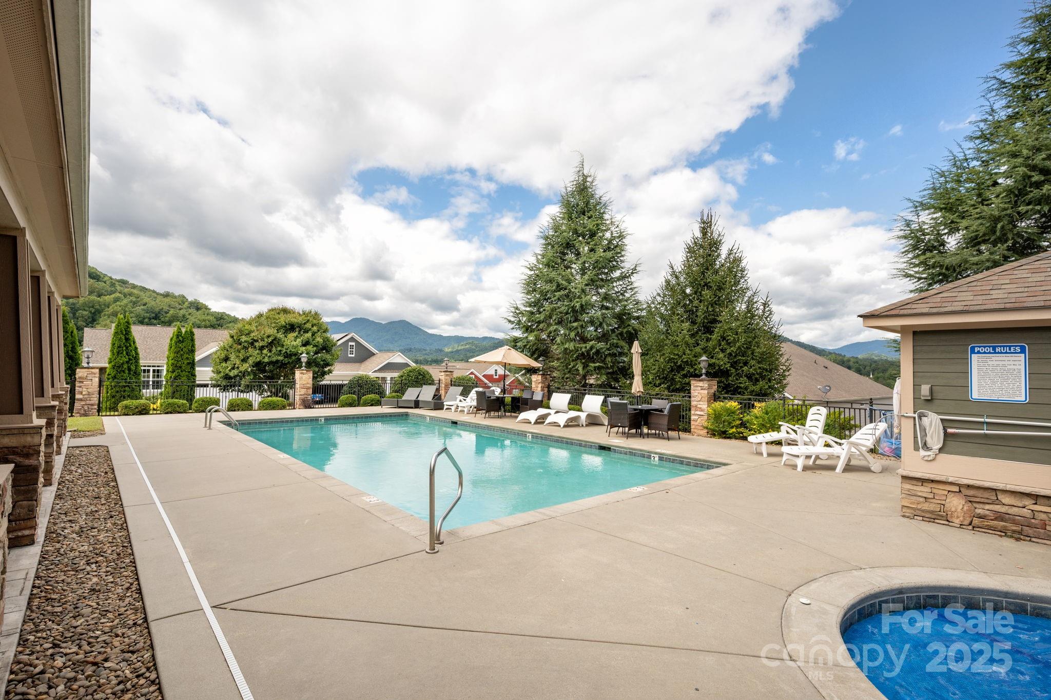 45 Dreambird Drive