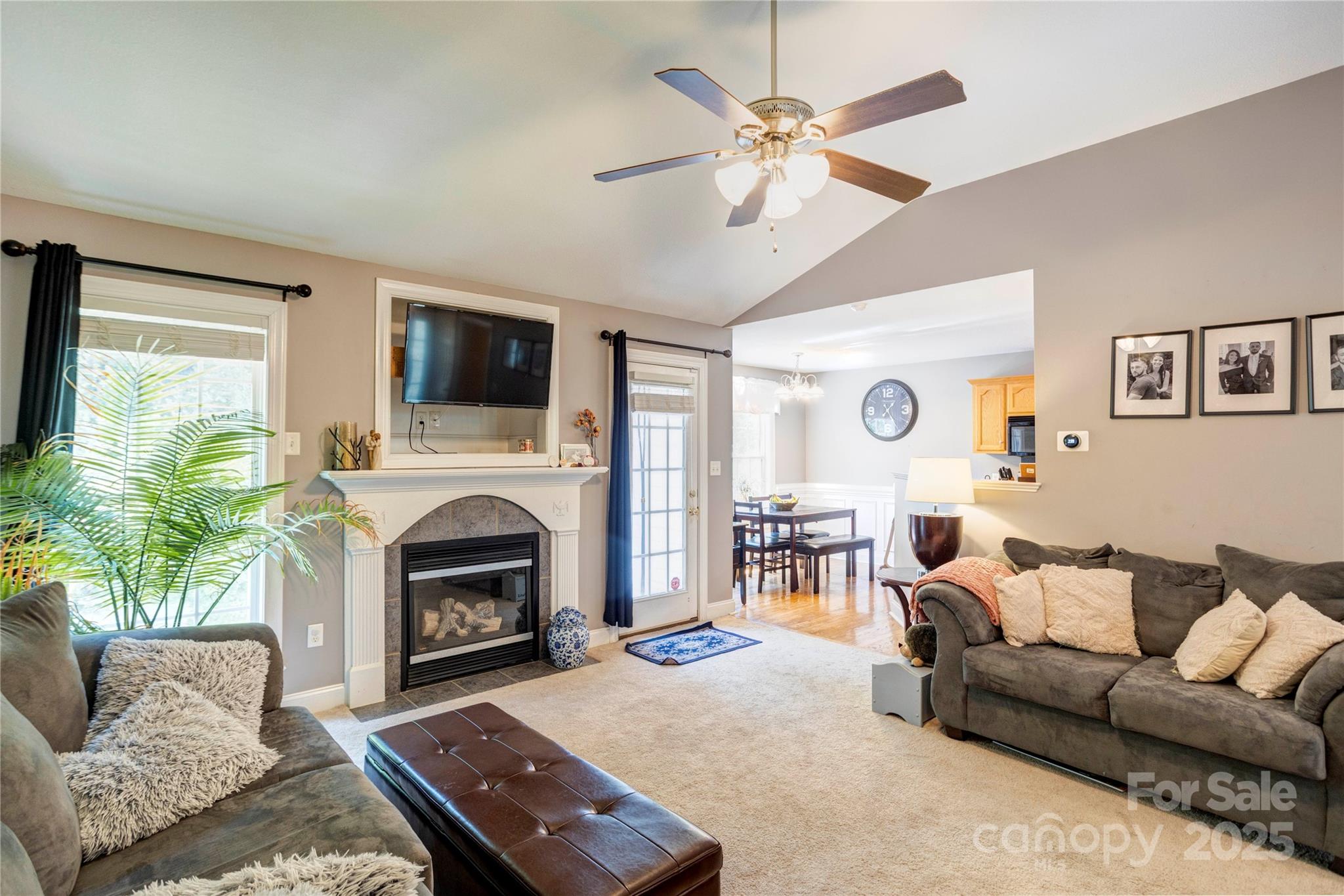 1209 Danielle Downs Court SE