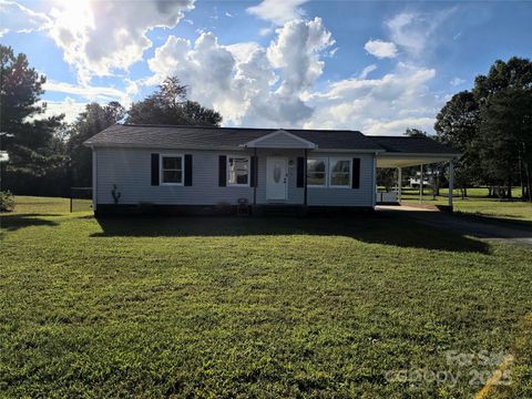 Photo of 2363 Edna Street, Catawba, NC 28609 (MLS # 4306755)