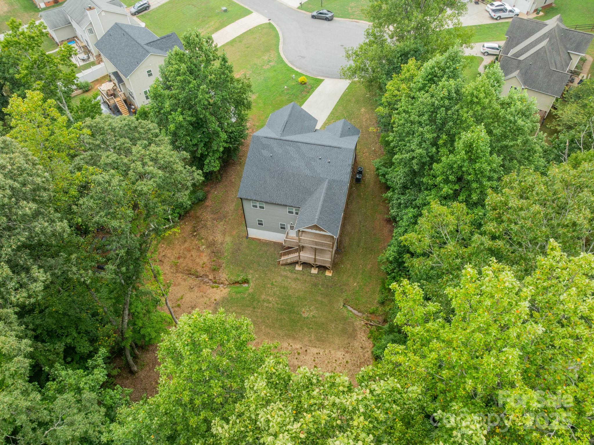 112 Pine Bluff Court