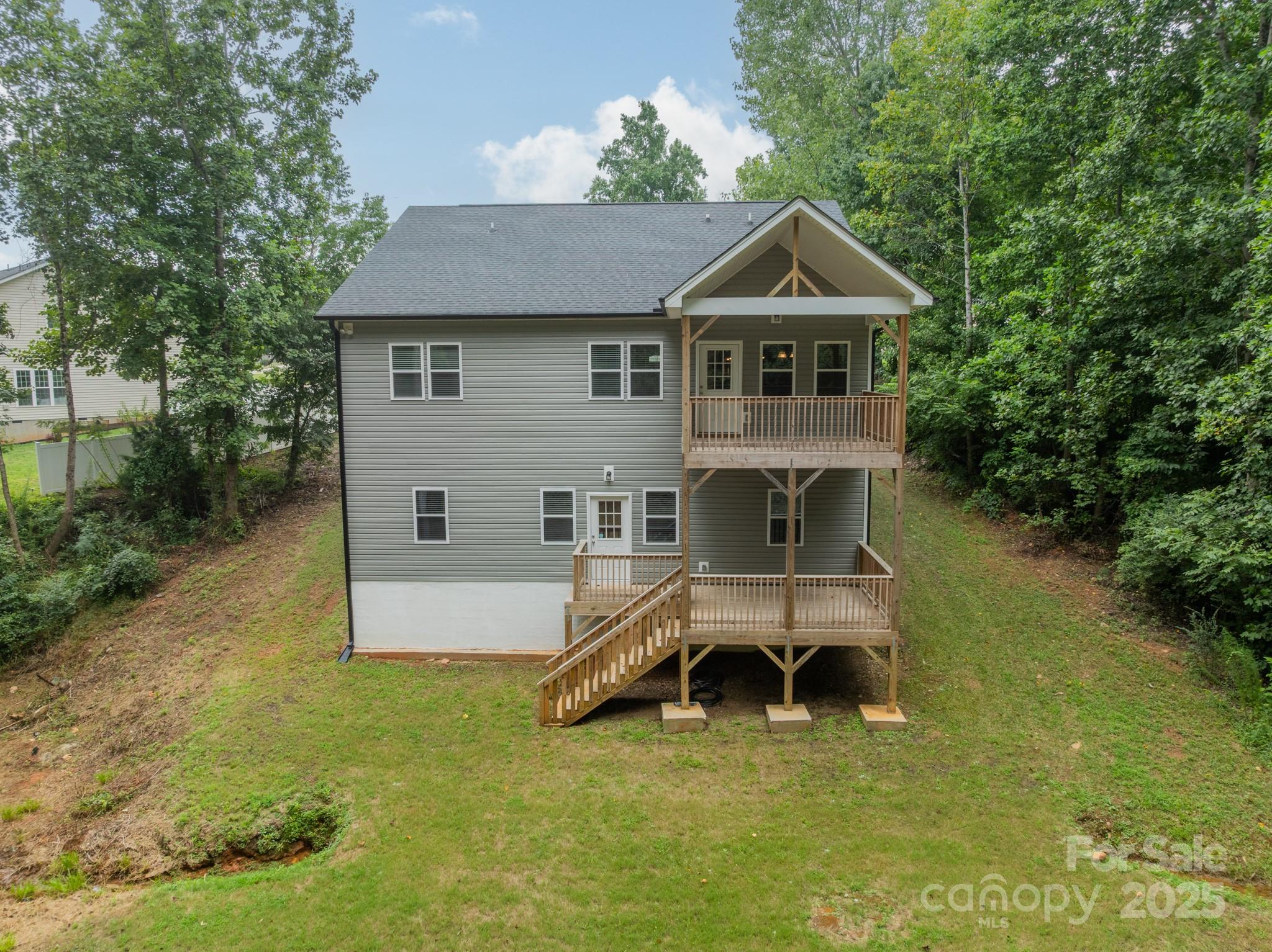 112 Pine Bluff Court