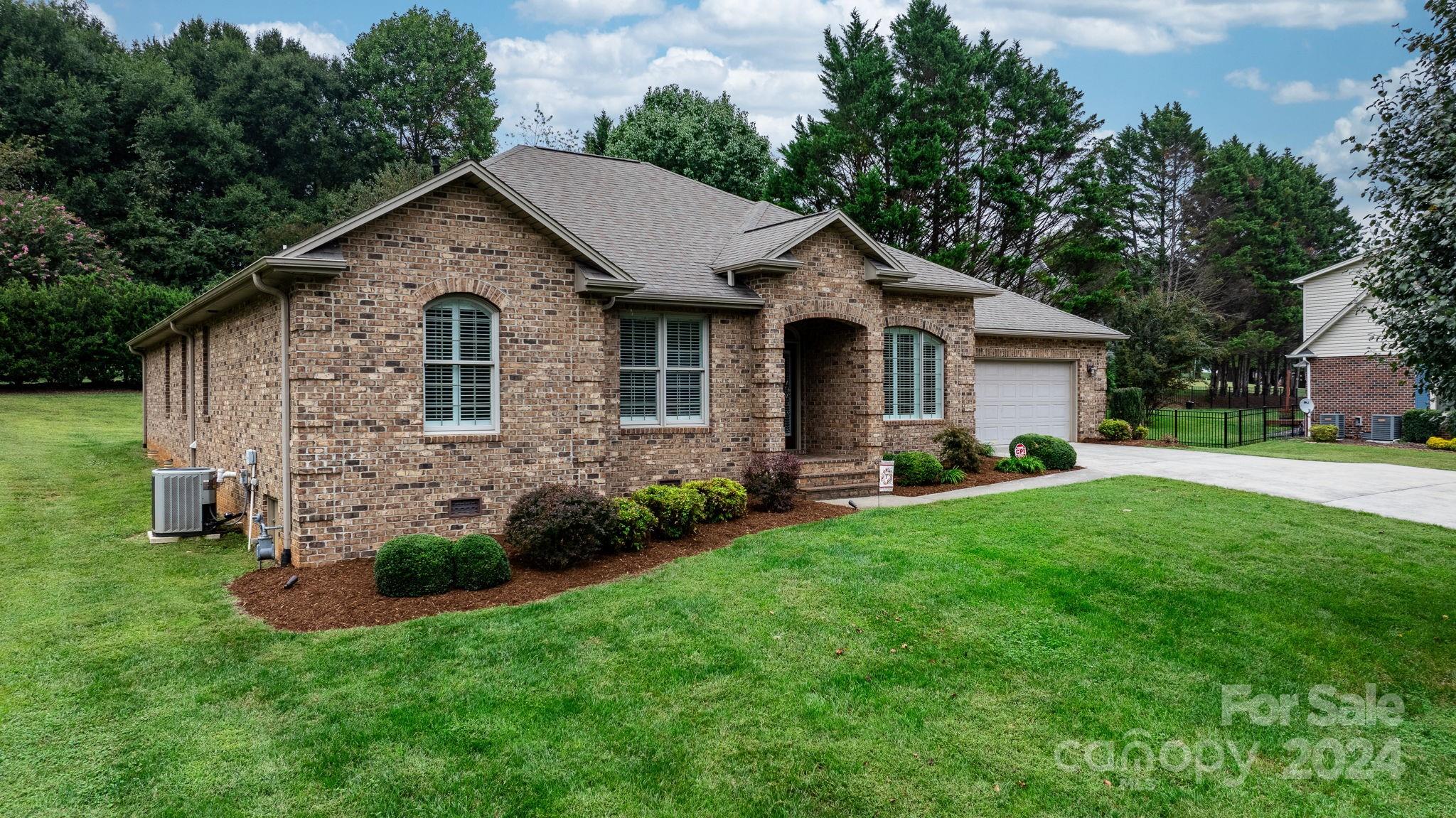 Woodland Acres - Residential