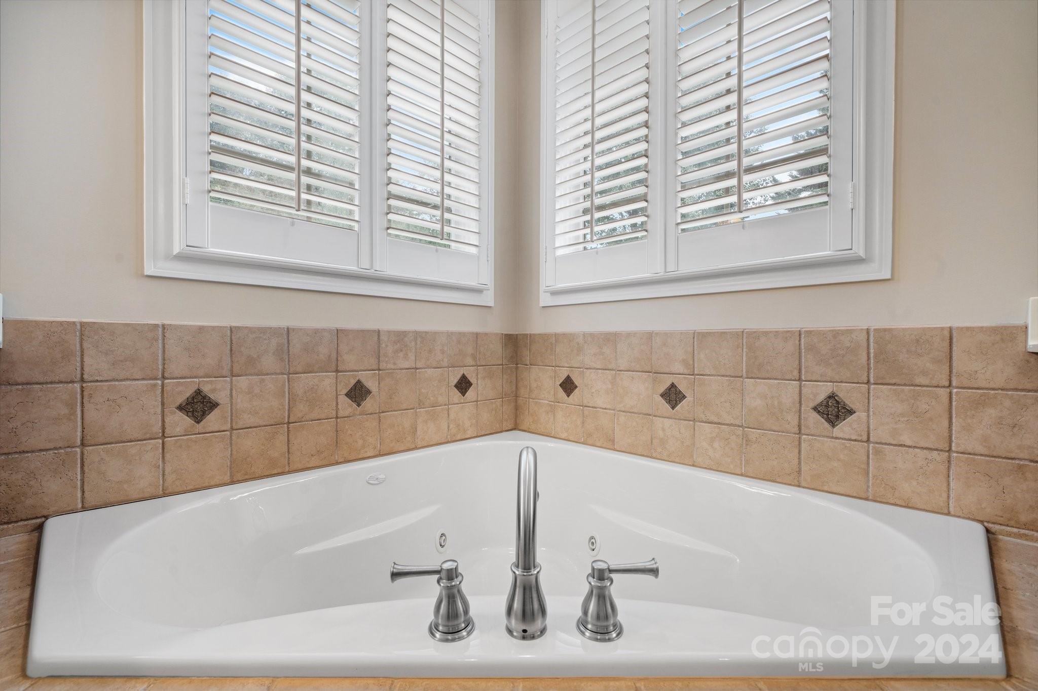 Woodland Acres - Residential