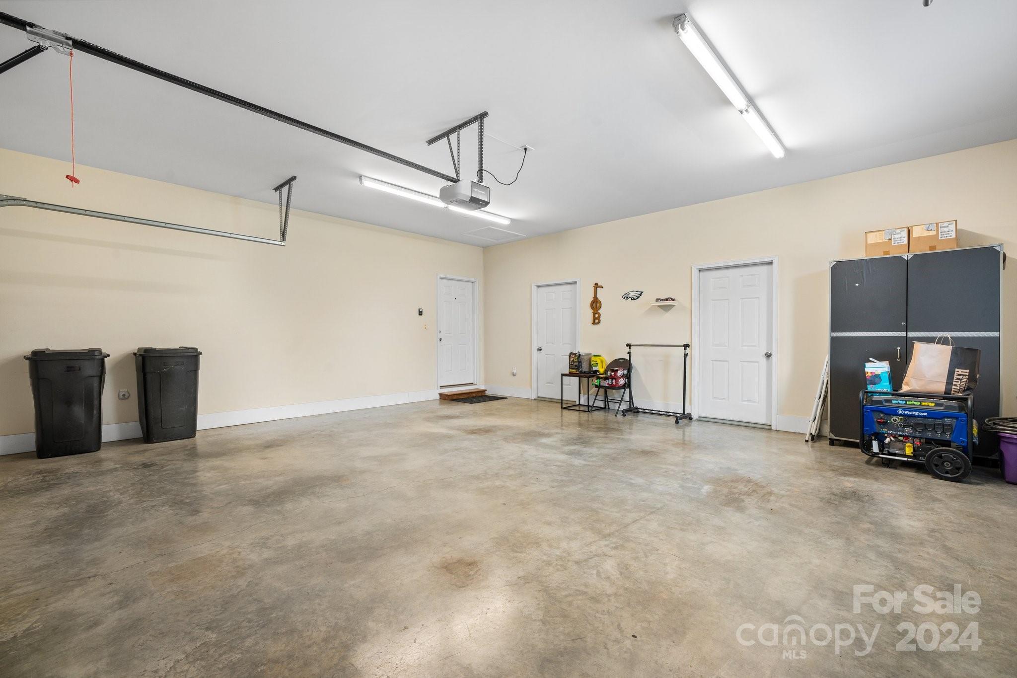 Woodland Acres - Residential