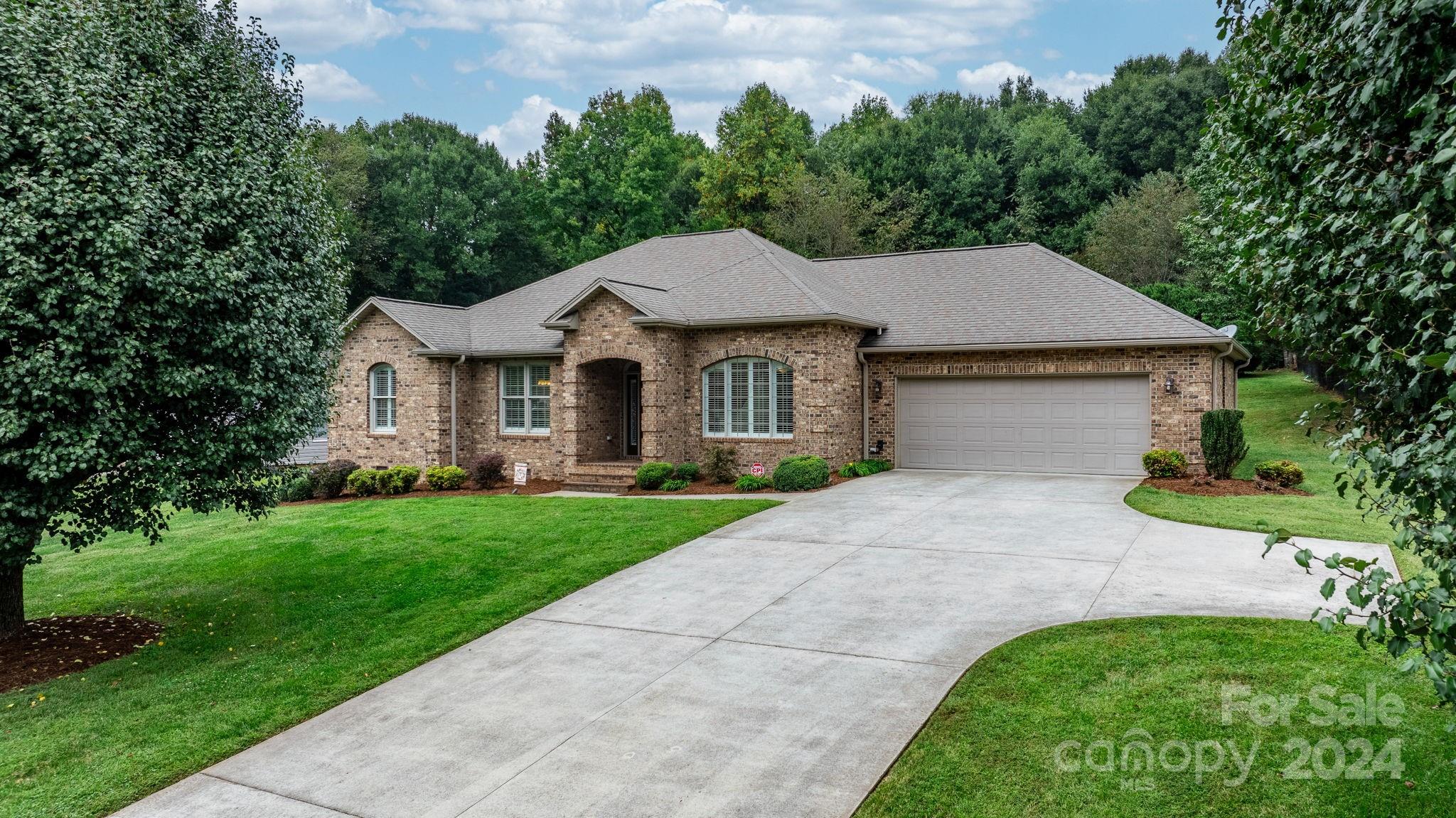 Woodland Acres - Residential