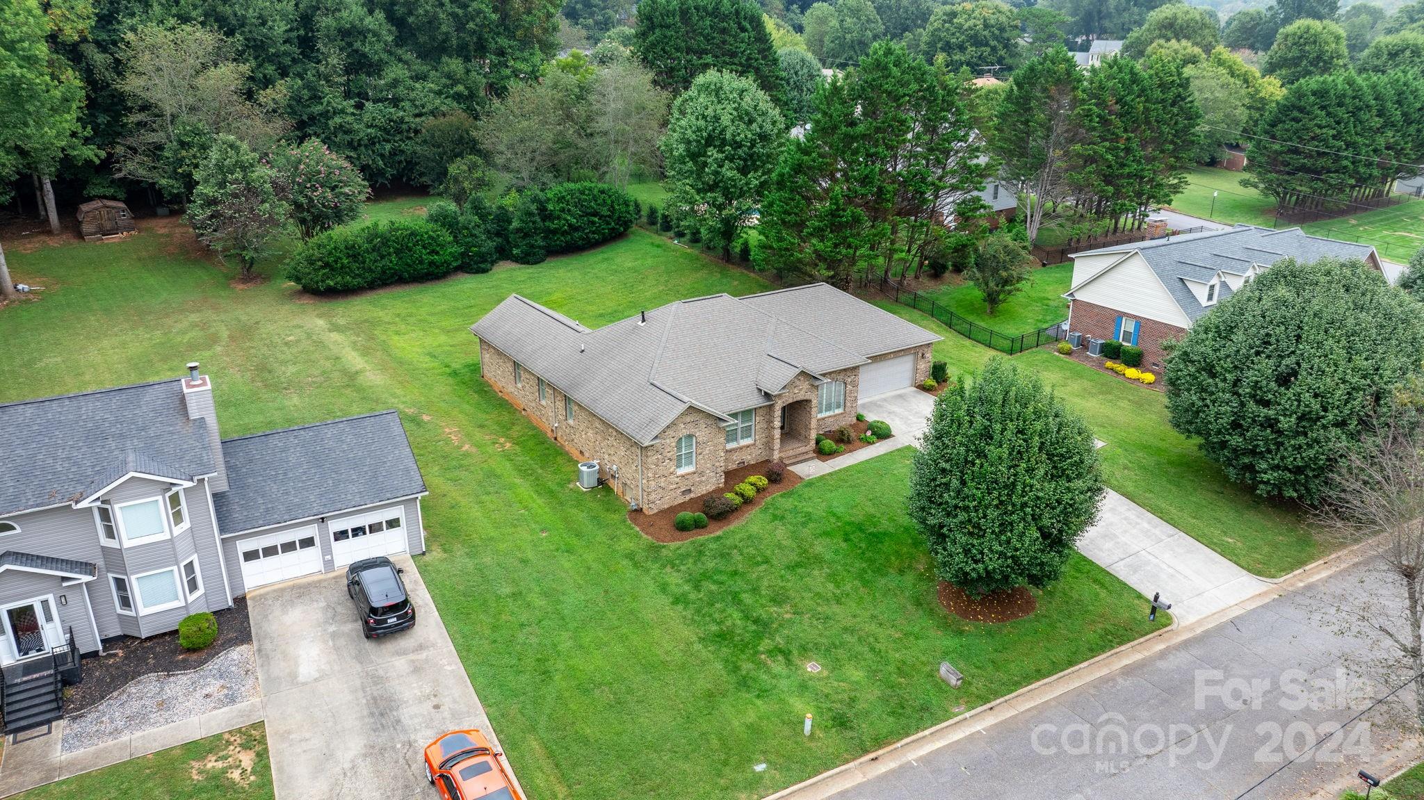 Woodland Acres - Residential