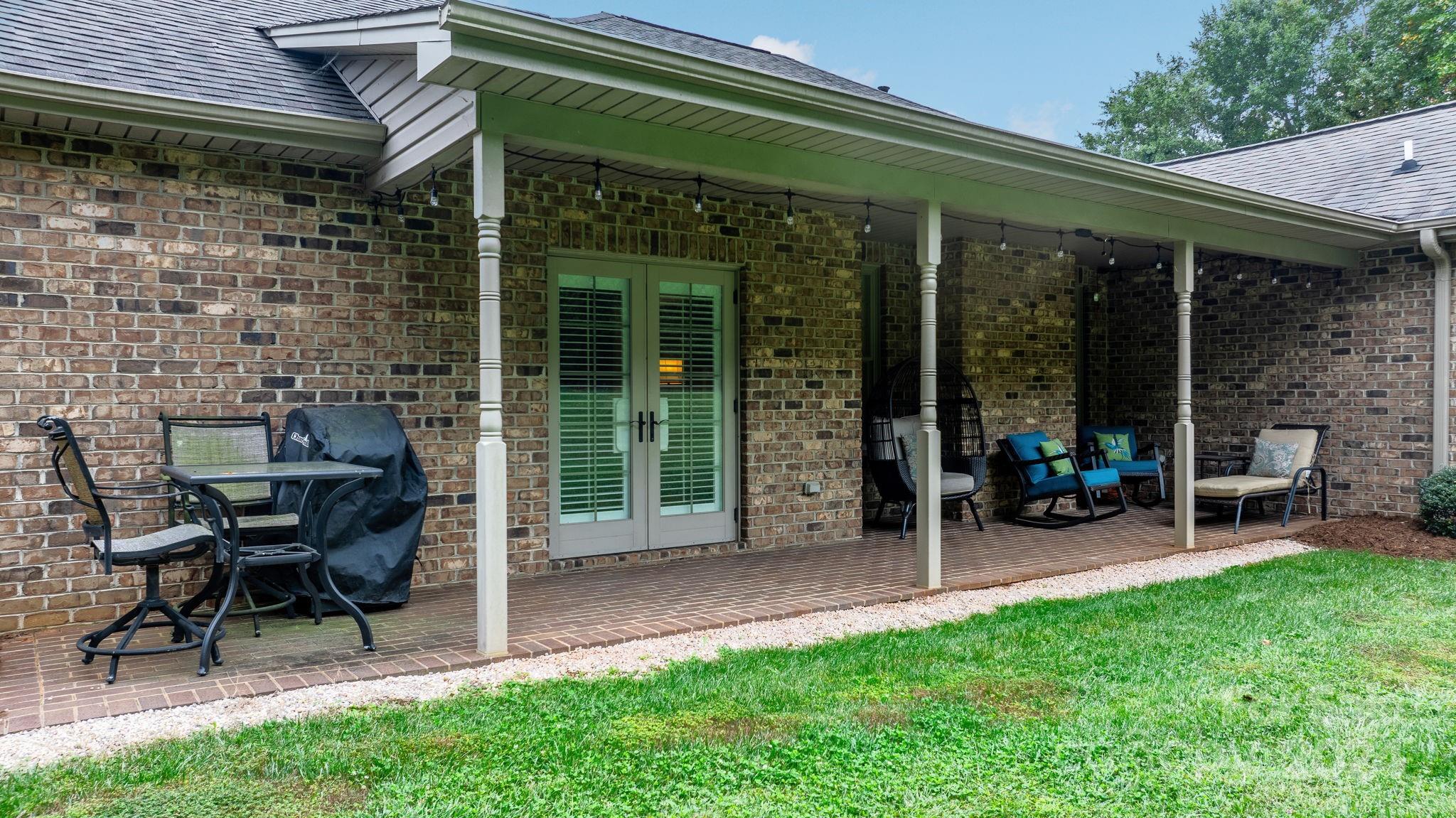 Woodland Acres - Residential