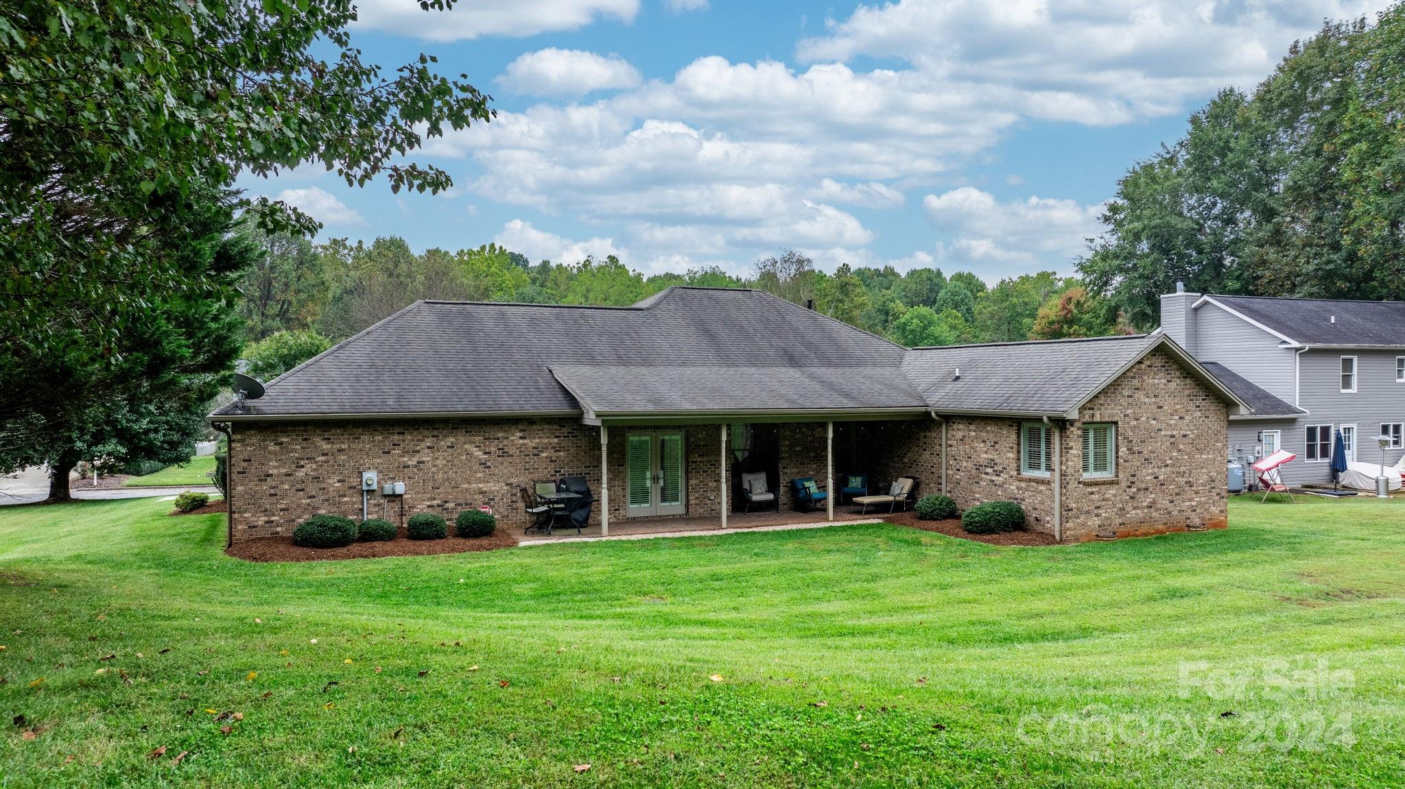 Woodland Acres - Residential