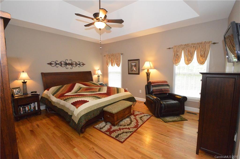 Country Woods East - Residential