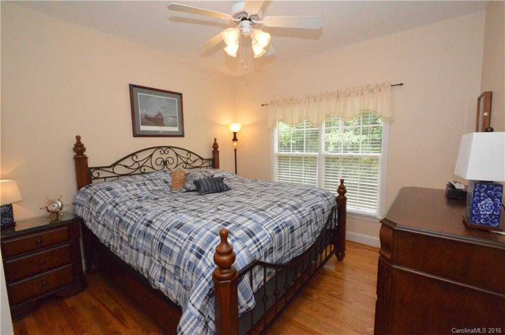 Country Woods East - Residential