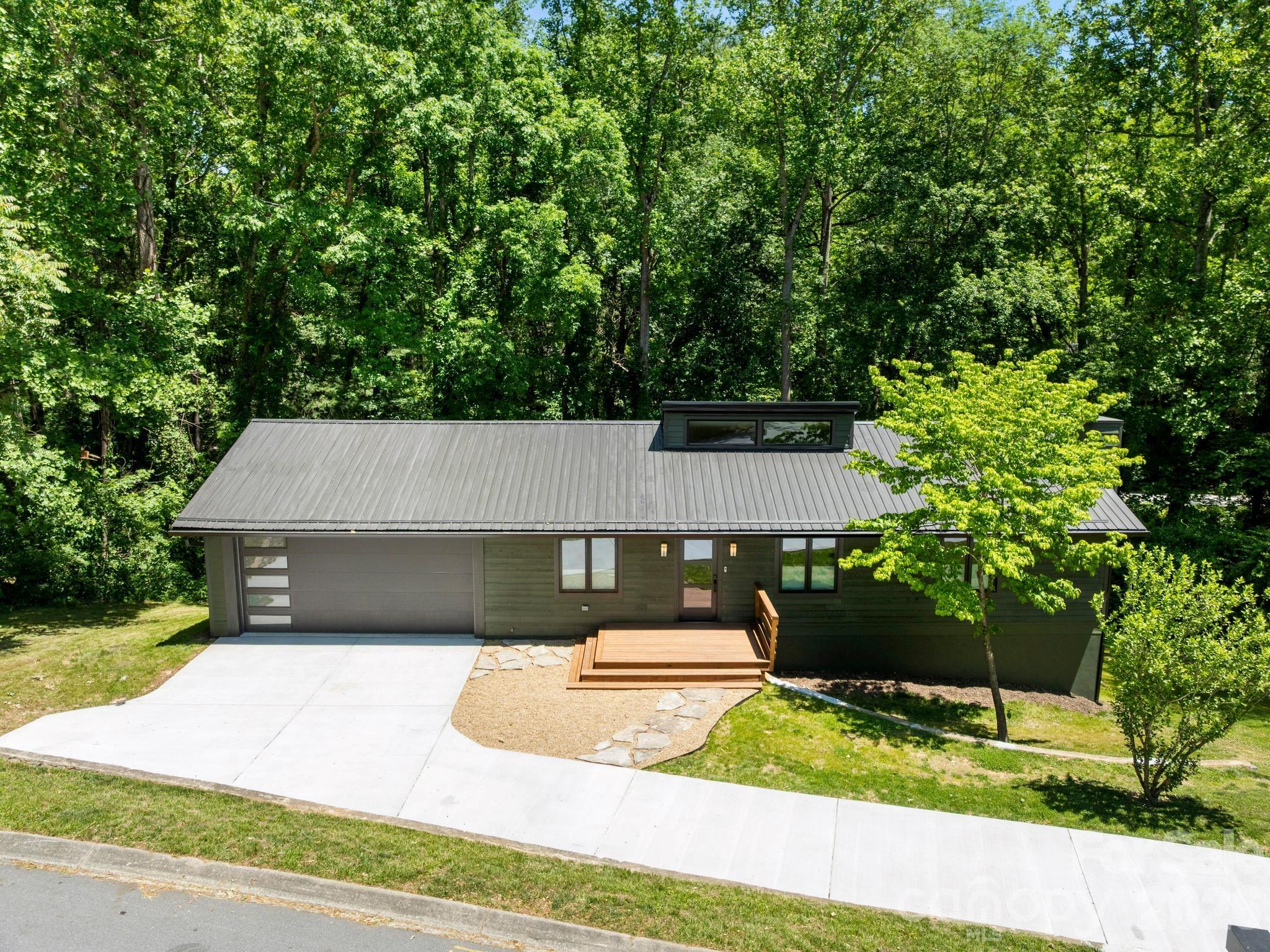 17 Muirfield Drive