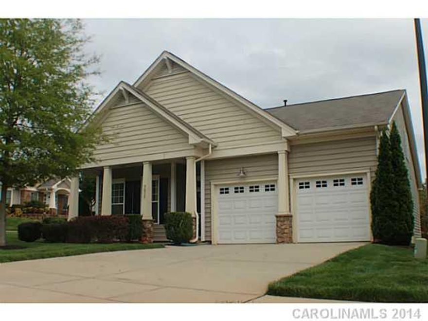 Beautiful 3 BR 3 BA ranch home w/loft in Cobblestone.  Great location - 7 miles from Ballantyne!  Open fl plan, granite counters, SS appliances & gorgeous multi-color hardwood flooring throughout 1st floor living area, screened porch, stone patio in private backyard. Active HOA w/low fees of $152/mth includes lawn care, trash removal & community pool and club house.