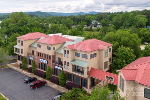 Photo of 475 S Church Street #D, Hendersonville, NC 28792 (MLS # 4252730)