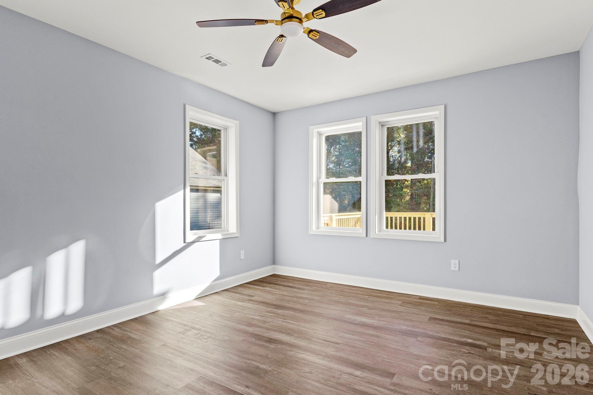 Crowders Mountain Ne - Residential