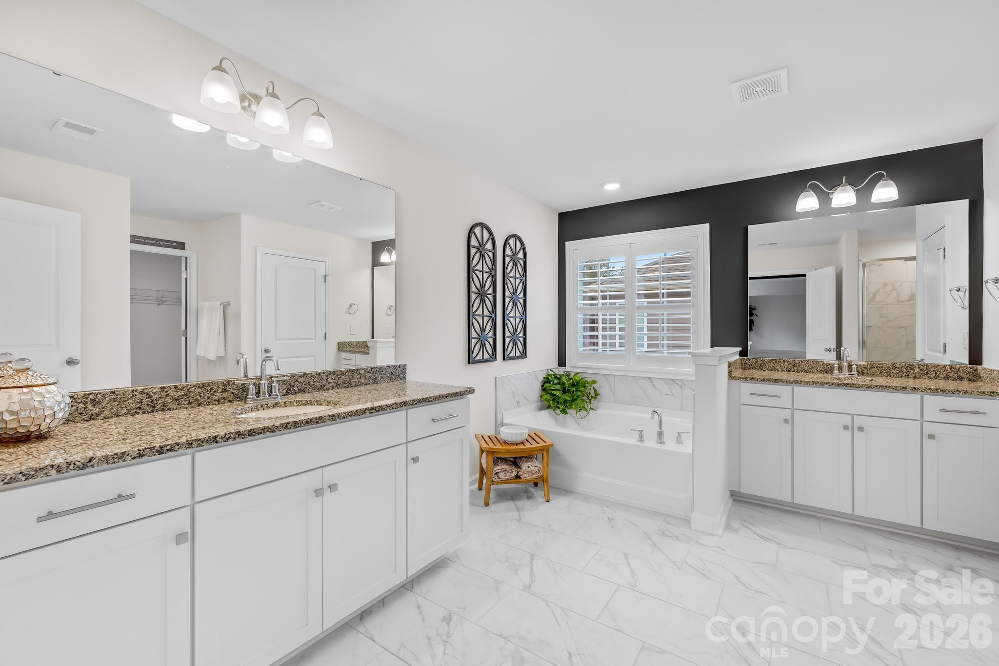 Falls Cove at Lake Norman - Residential