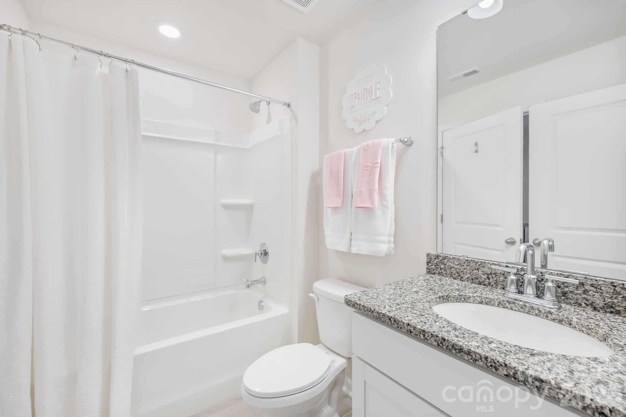 Falls Cove at Lake Norman - Residential