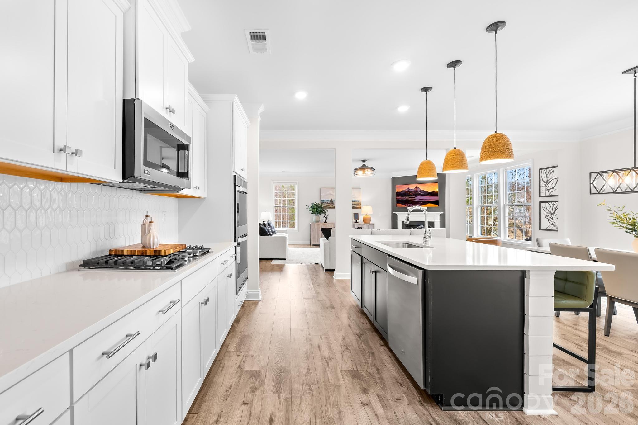 Falls Cove at Lake Norman - Residential