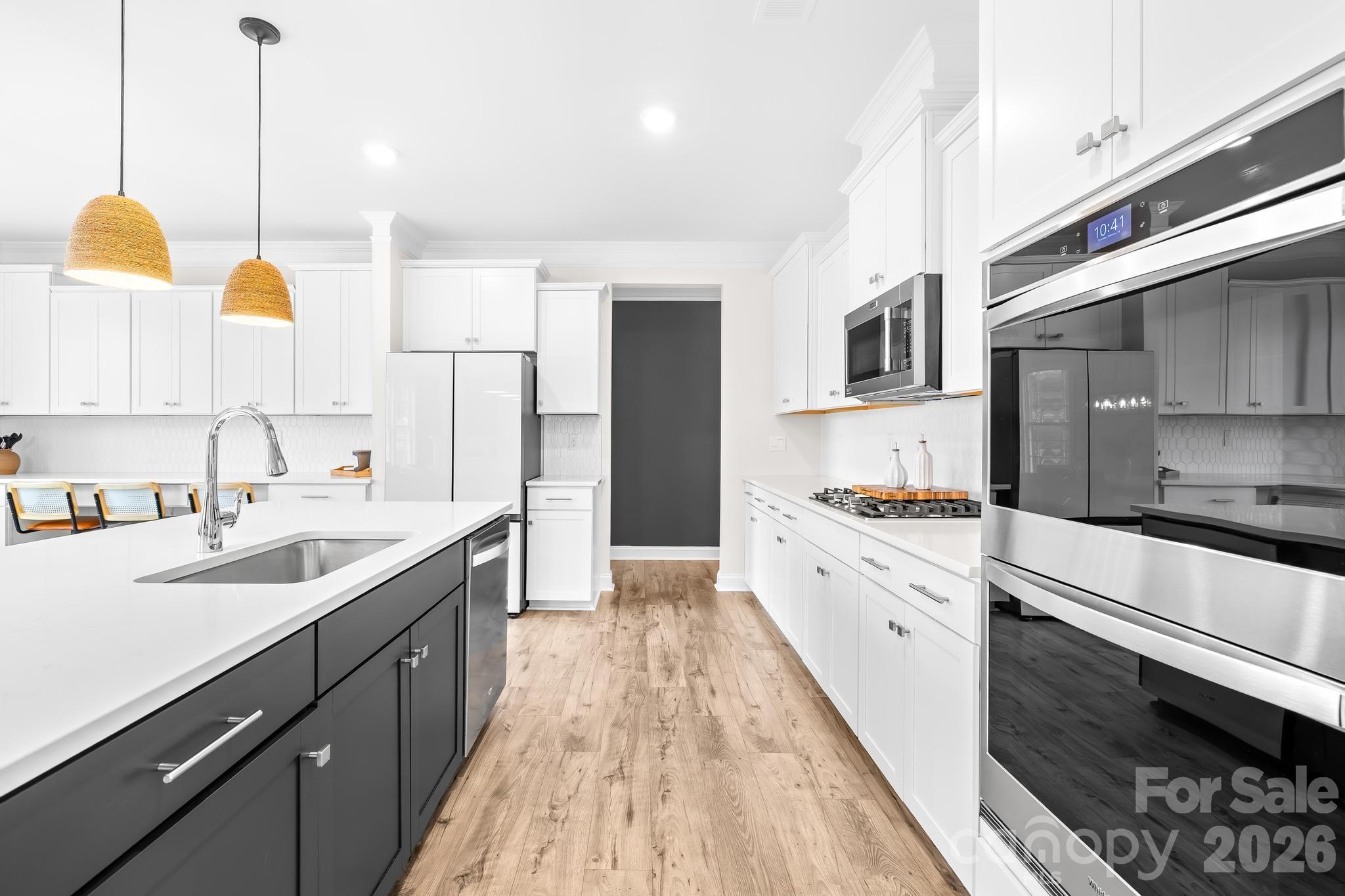 Falls Cove at Lake Norman - Residential