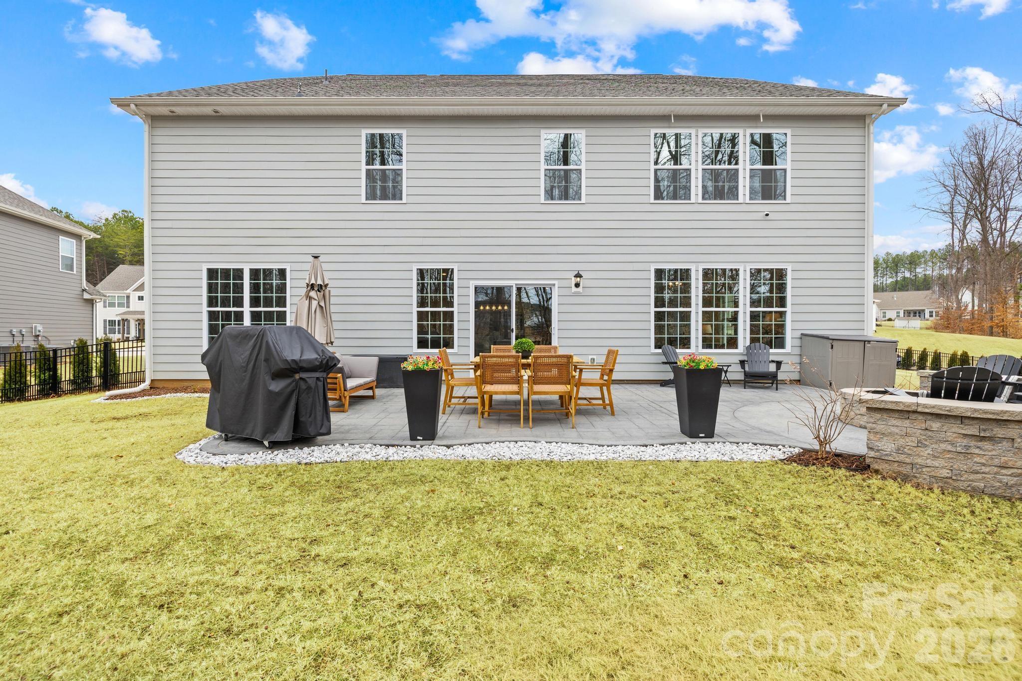 Falls Cove at Lake Norman - Residential