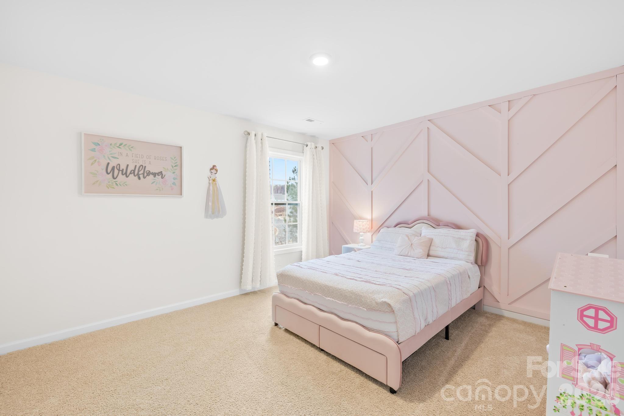 Falls Cove at Lake Norman - Residential