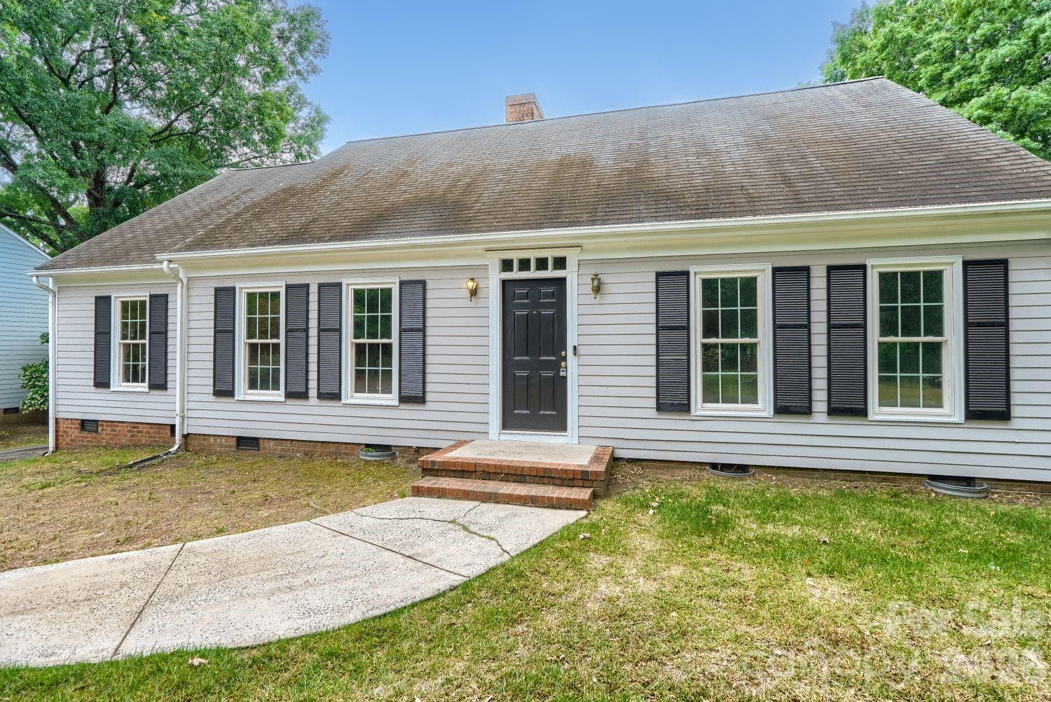 1628 Bonnie Lane