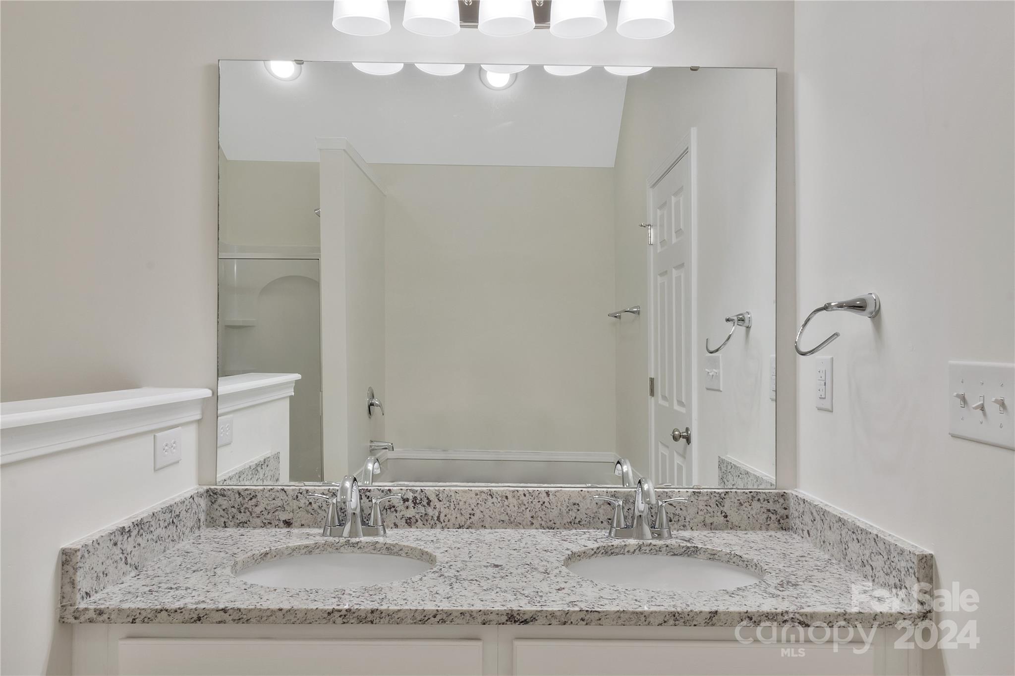 Carnegie Estates - Residential