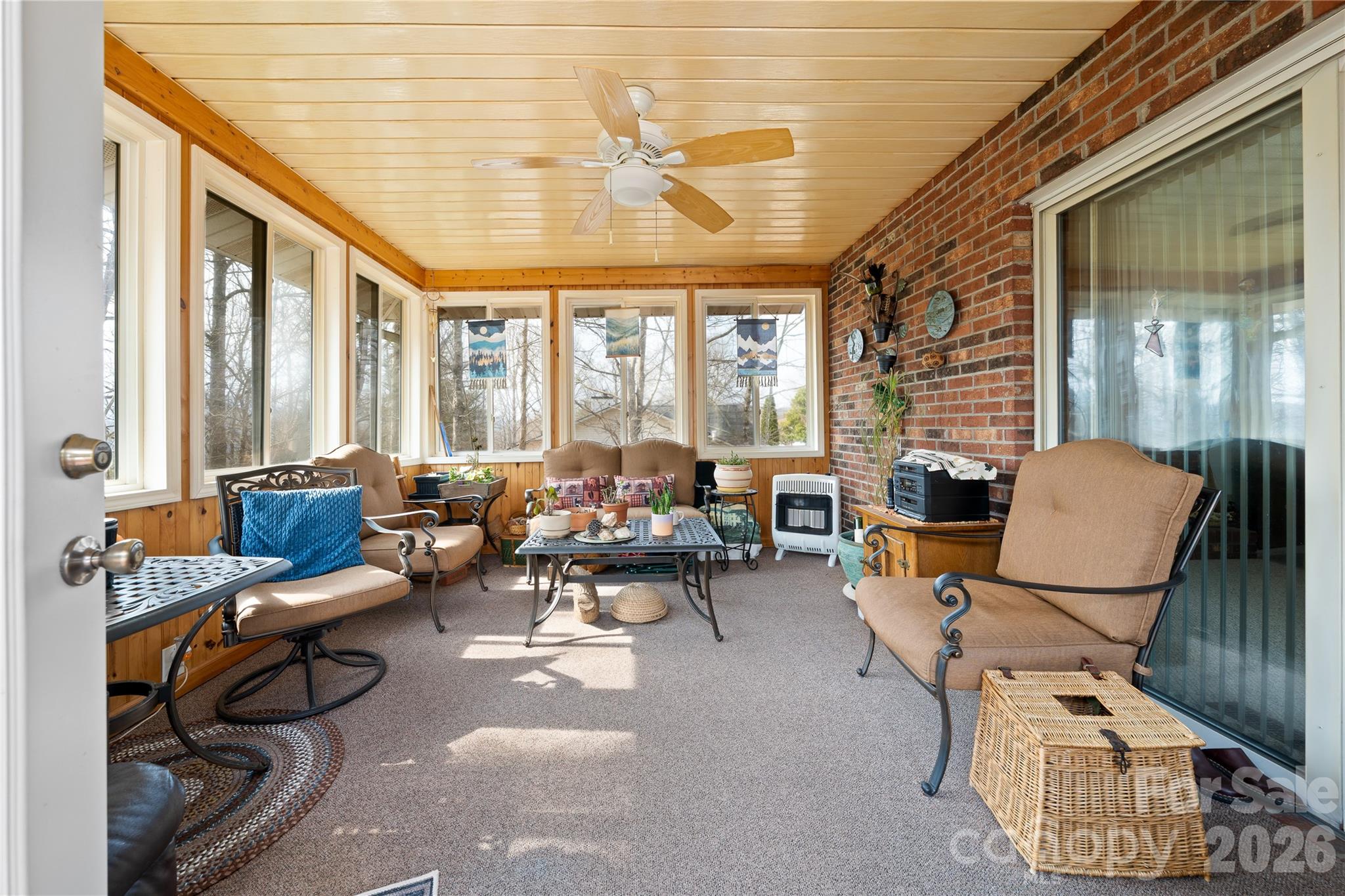 Rambling Ridge - Residential