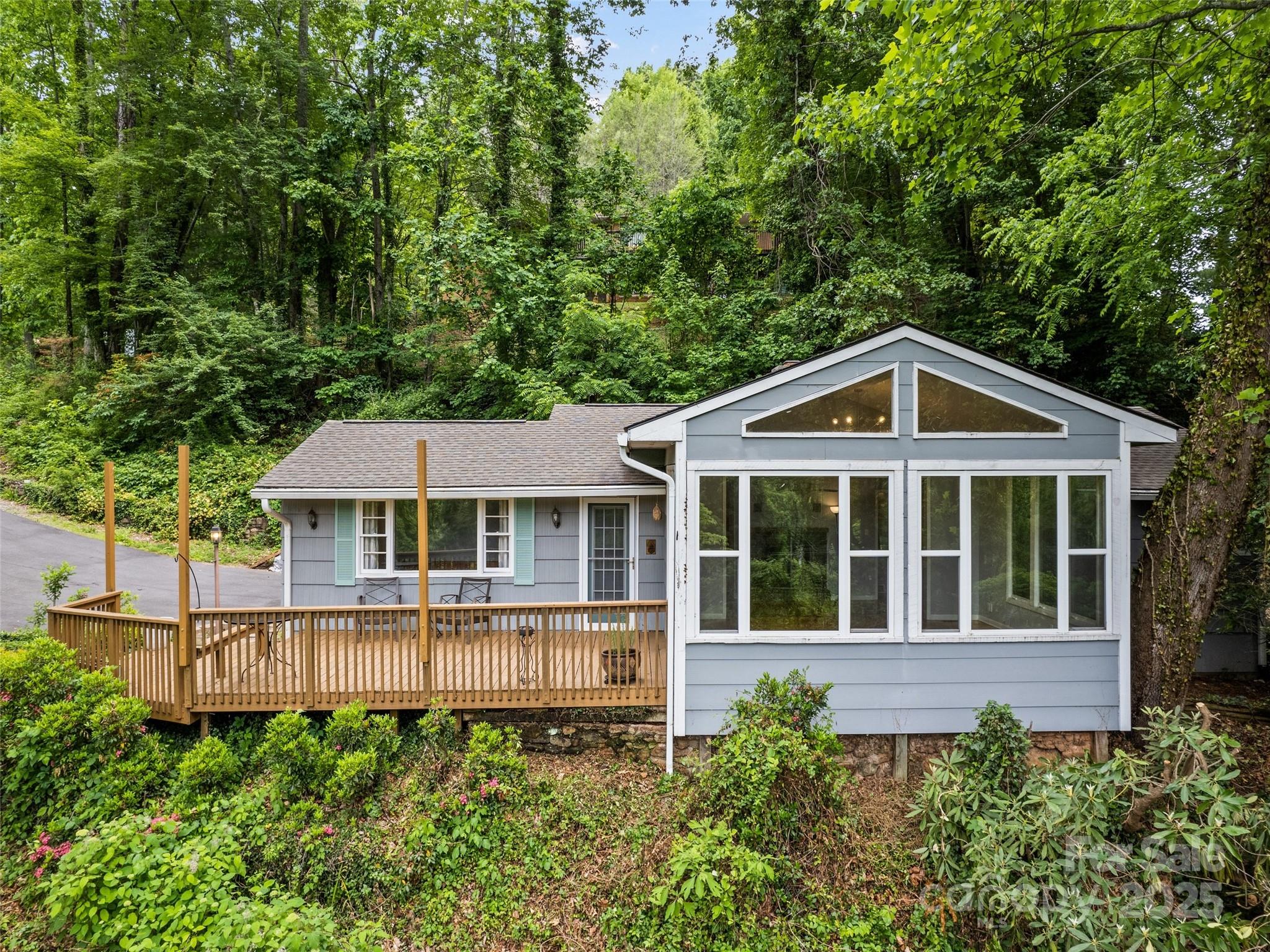 56 Lenoir Circle