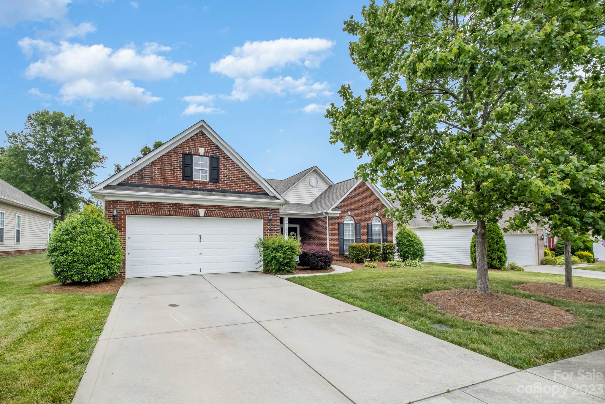 Villas of Sun Valley - Residential