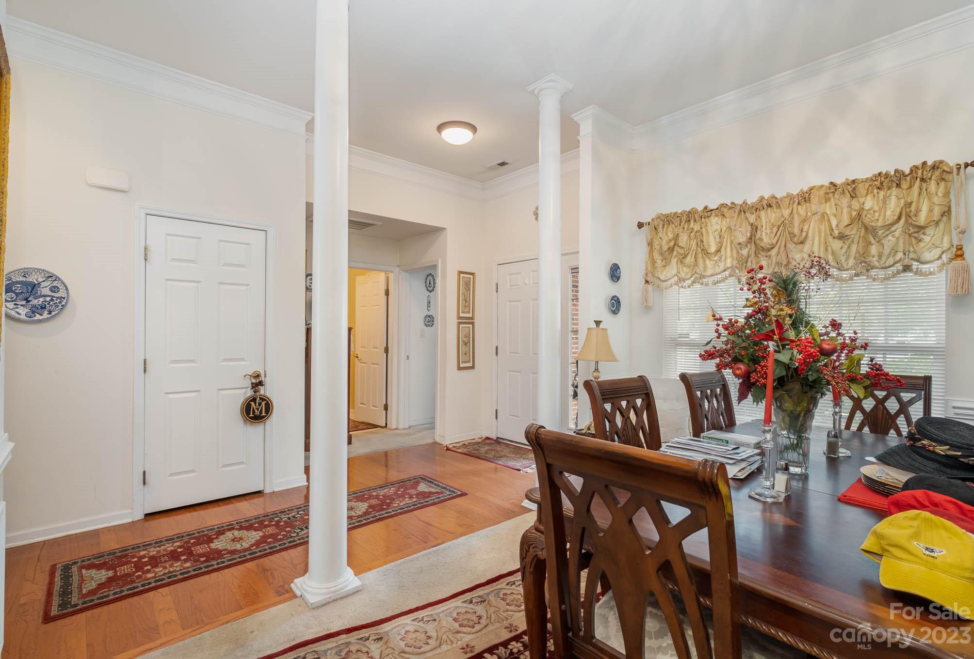 Villas of Sun Valley - Residential