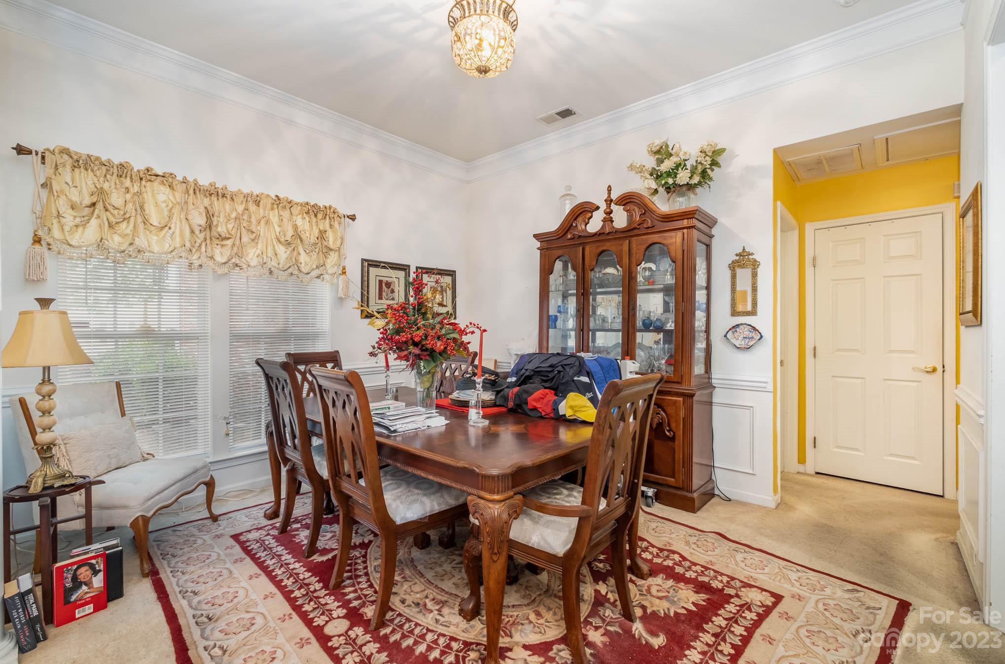 Villas of Sun Valley - Residential