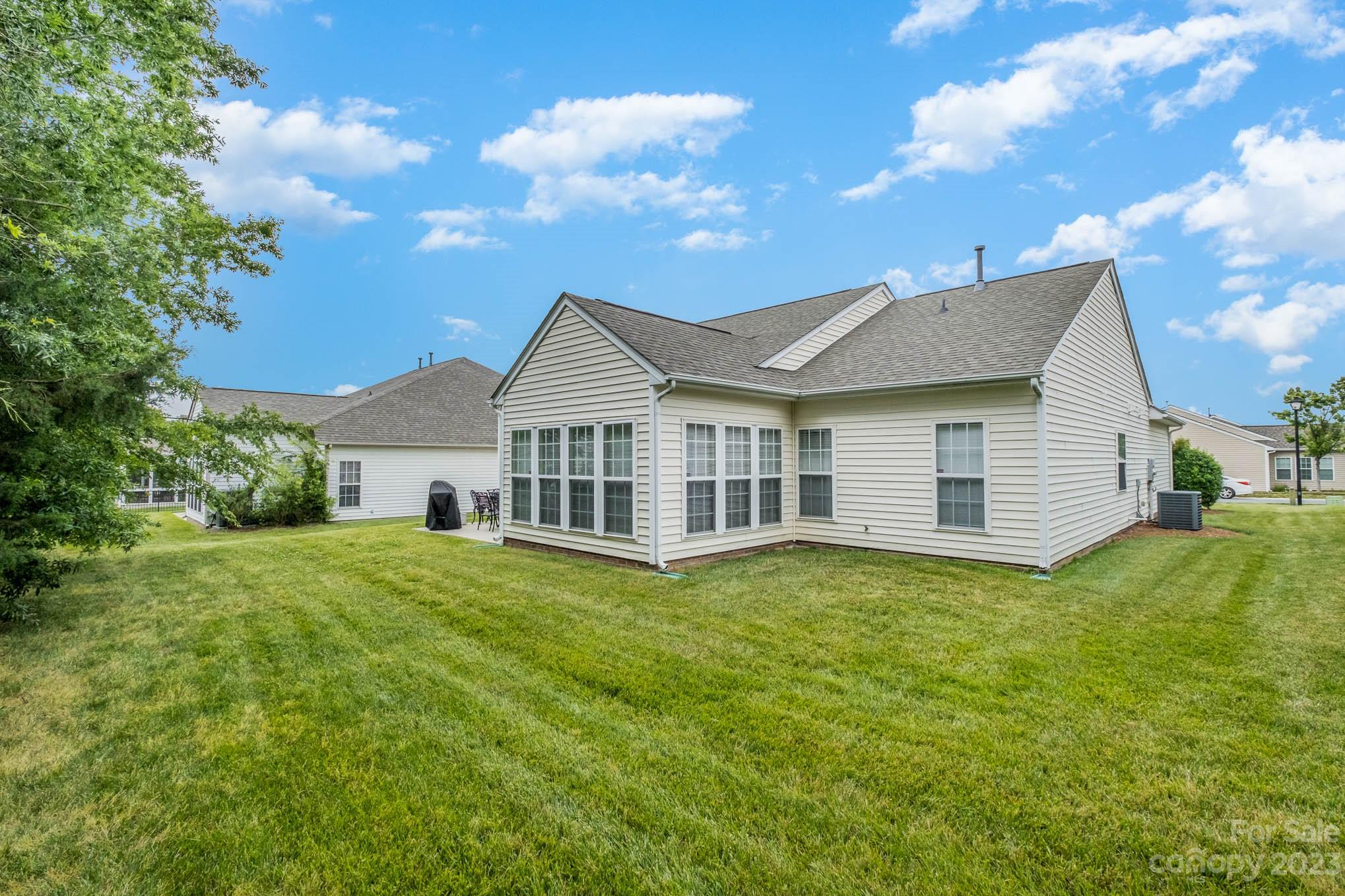 Villas of Sun Valley - Residential