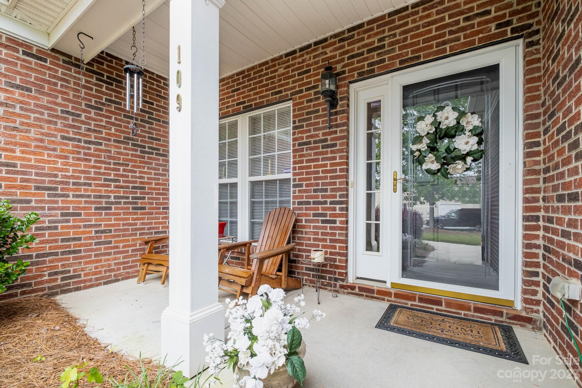 Villas of Sun Valley - Residential