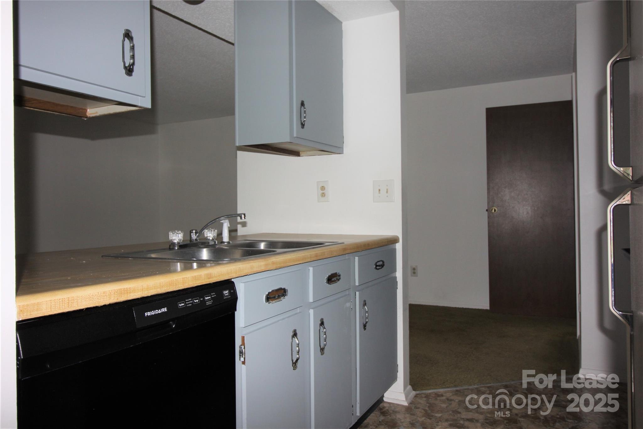 Holly Hill - Residential Lease