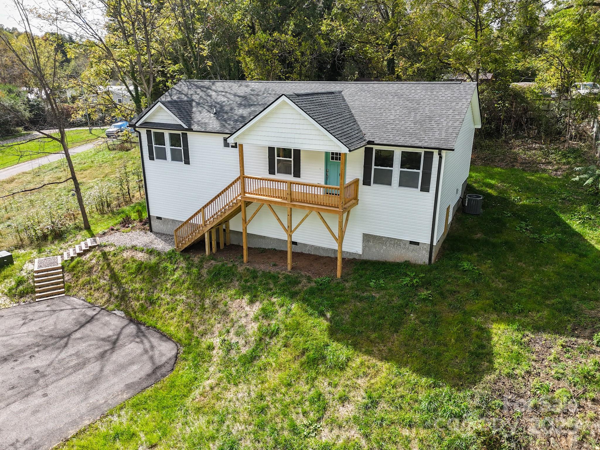 12 Holcombe Road
