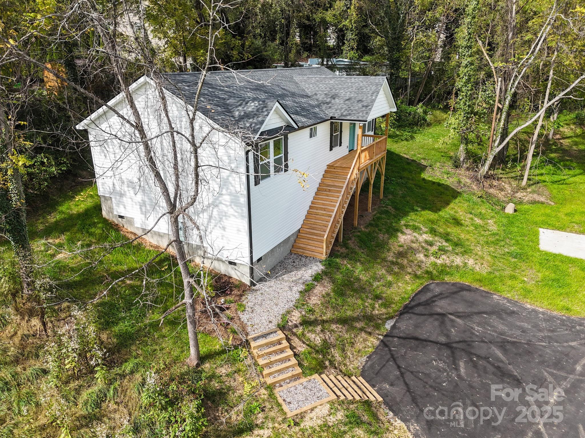 12 Holcombe Road