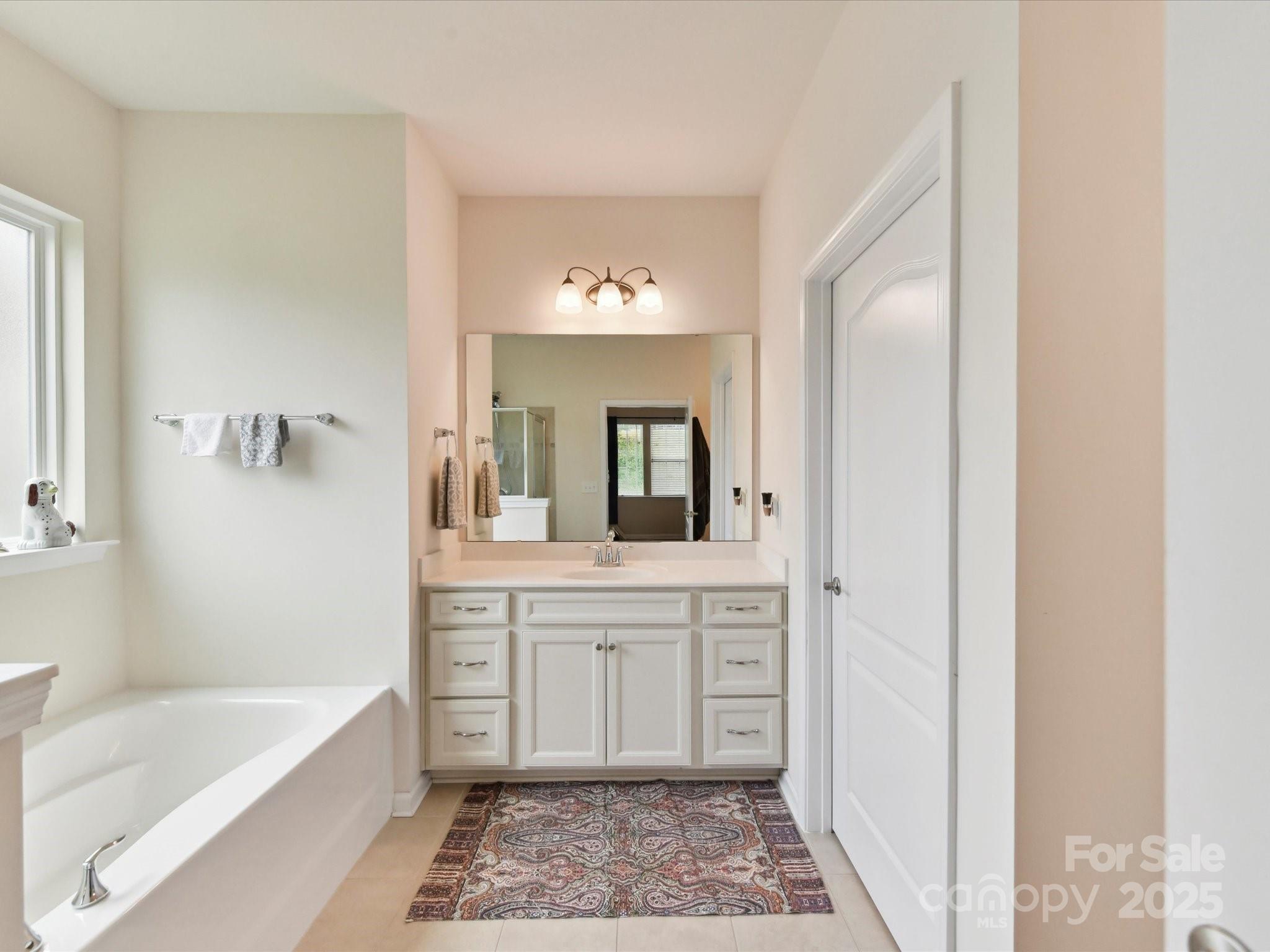 Summerhouse at Paddlers Cove - Residential