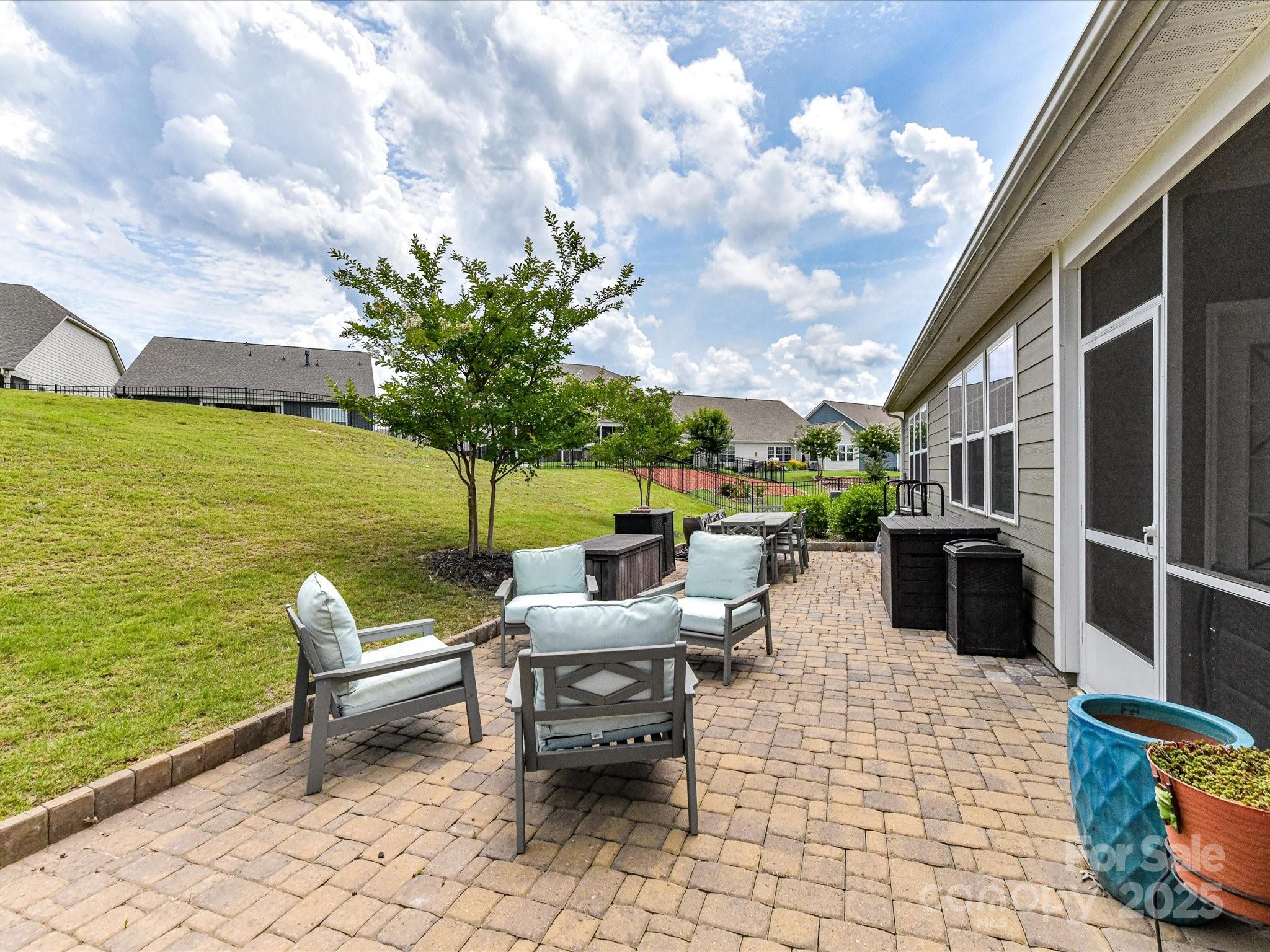 Summerhouse at Paddlers Cove - Residential