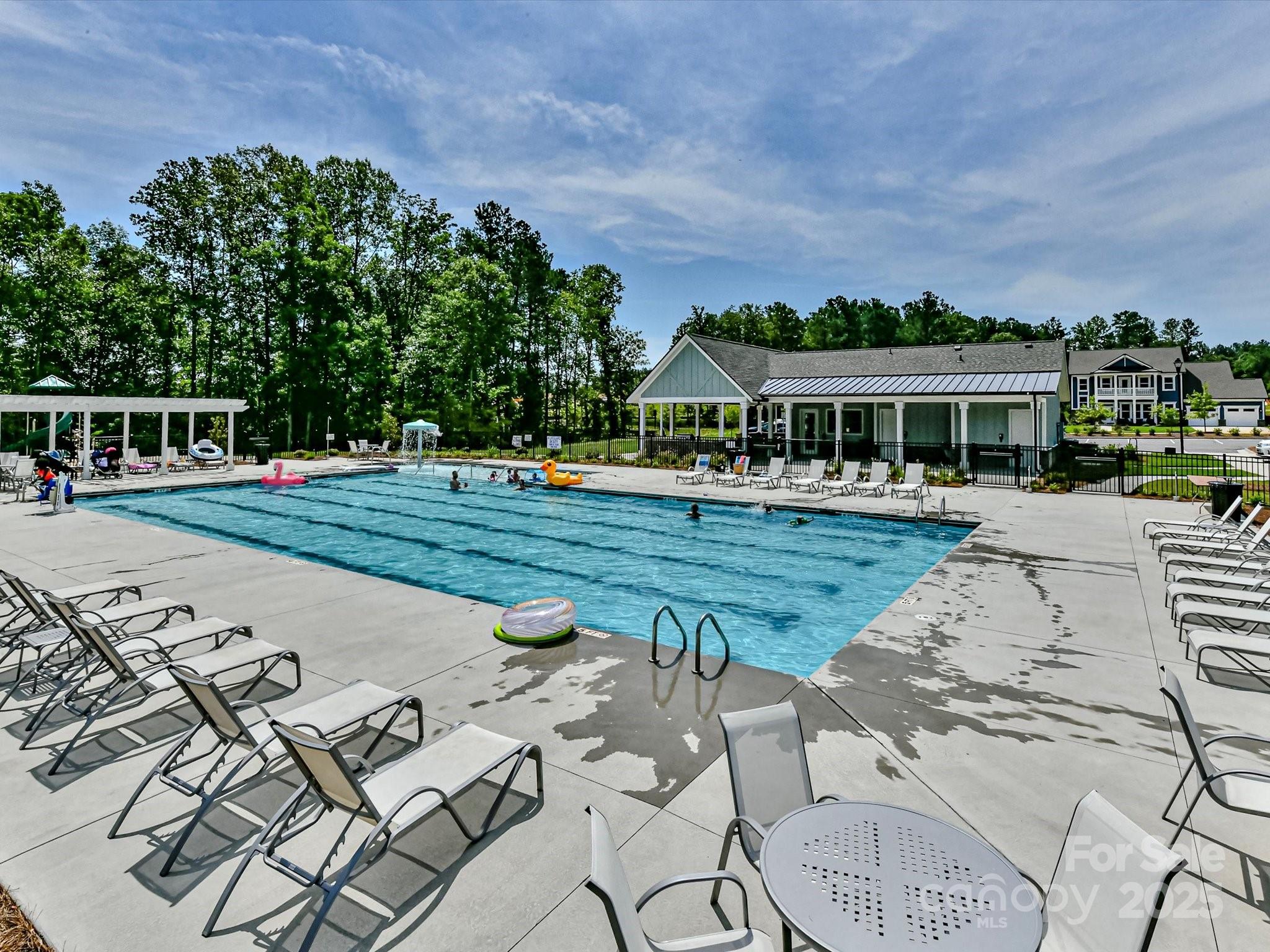 Summerhouse at Paddlers Cove - Residential