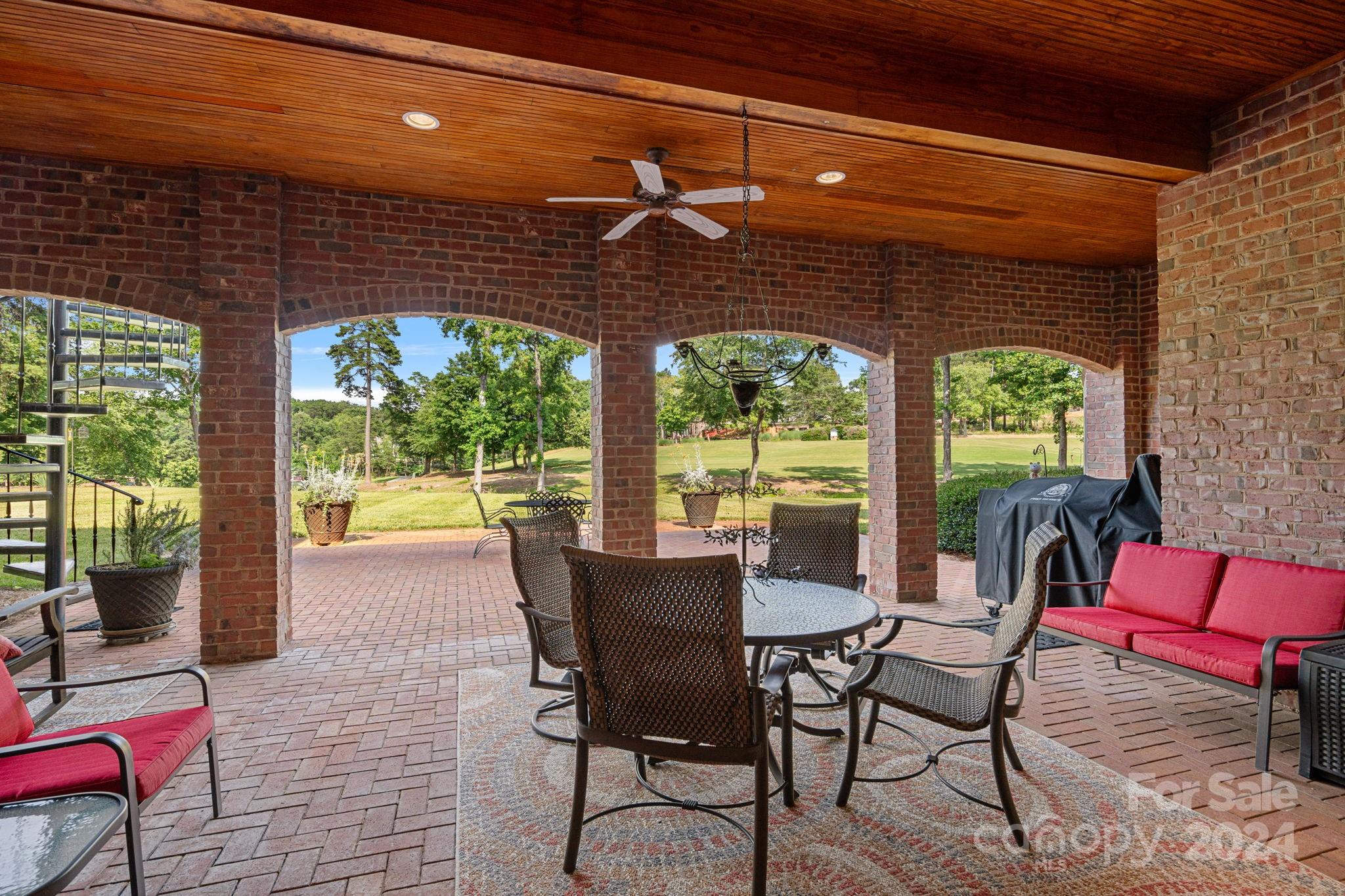 Uwharrie Point - Residential