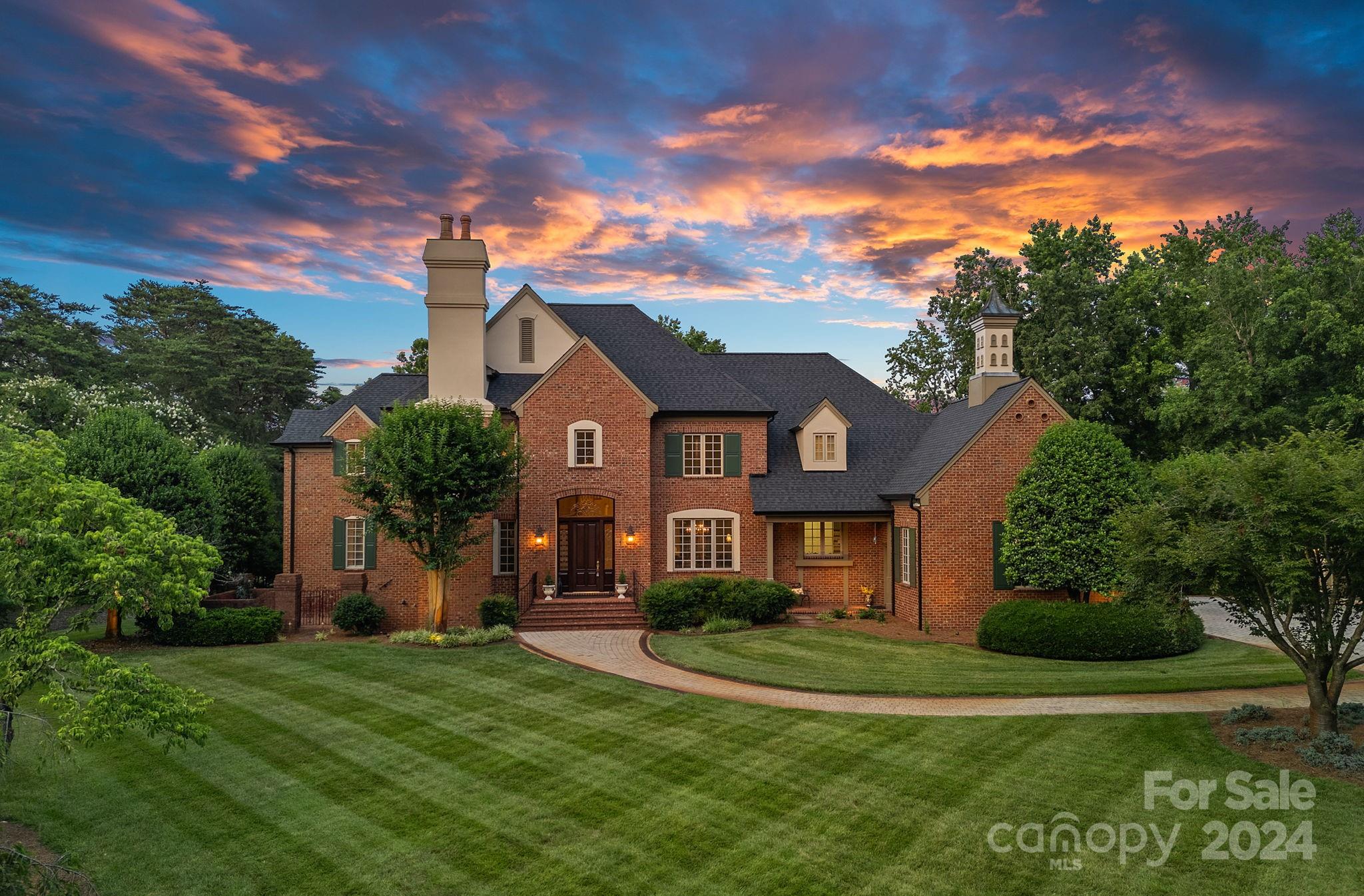 Uwharrie Point - Residential