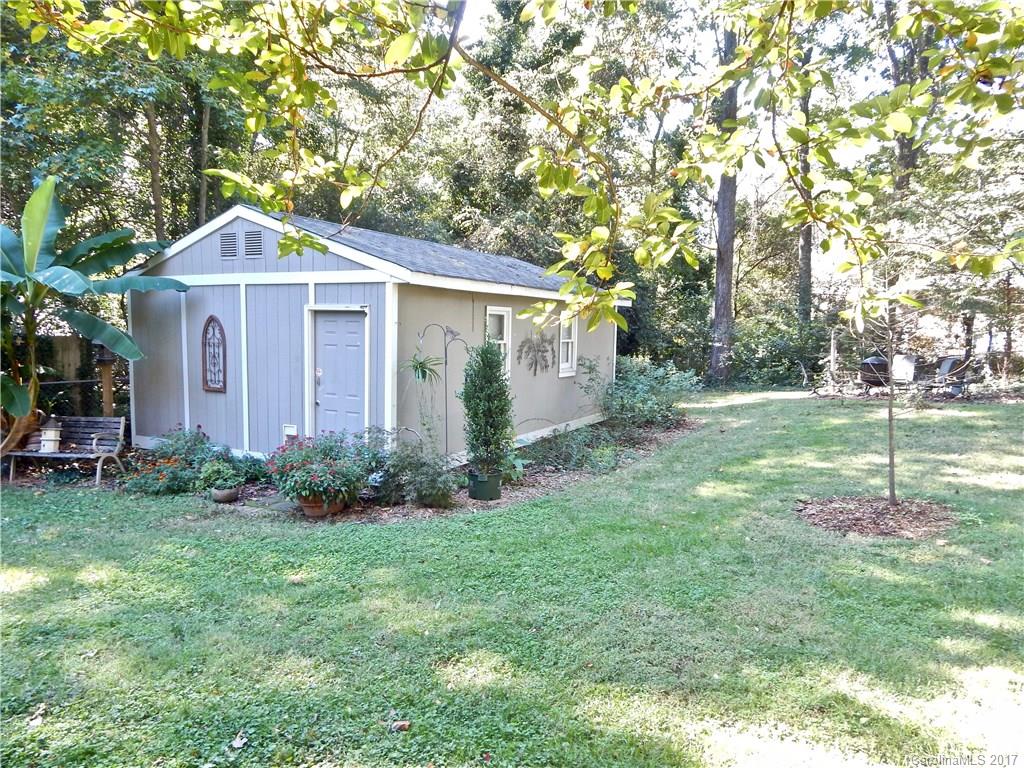 Colonial Village - Residential Lease