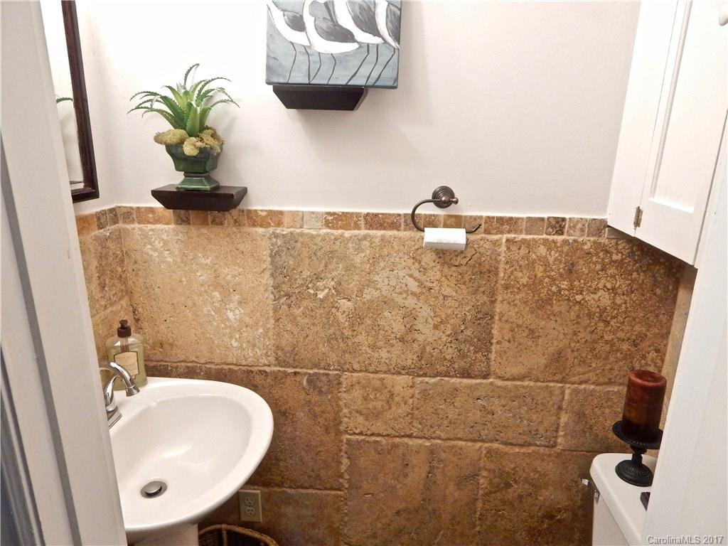 Colonial Village - Residential Lease