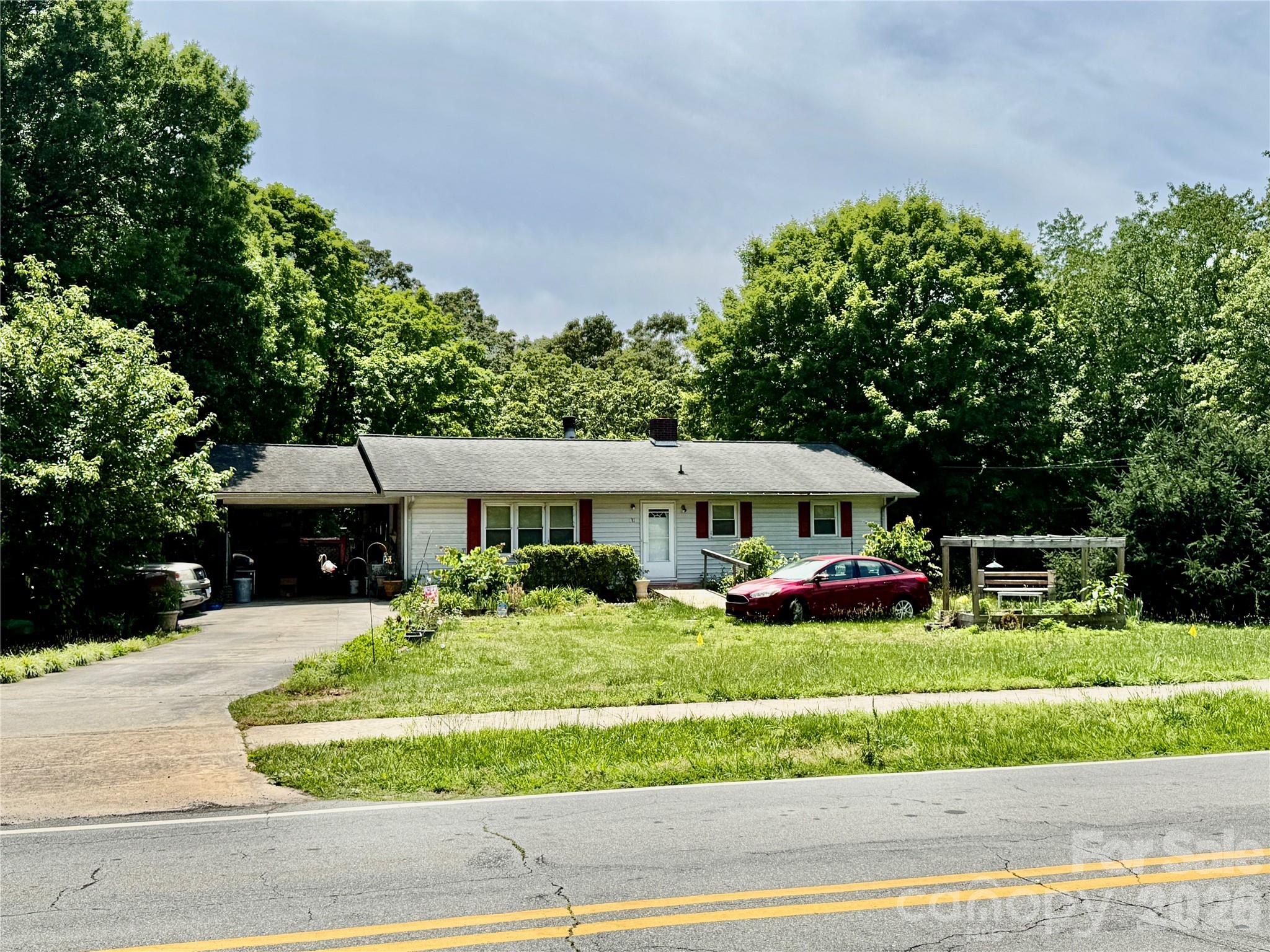 717 W Lee Avenue