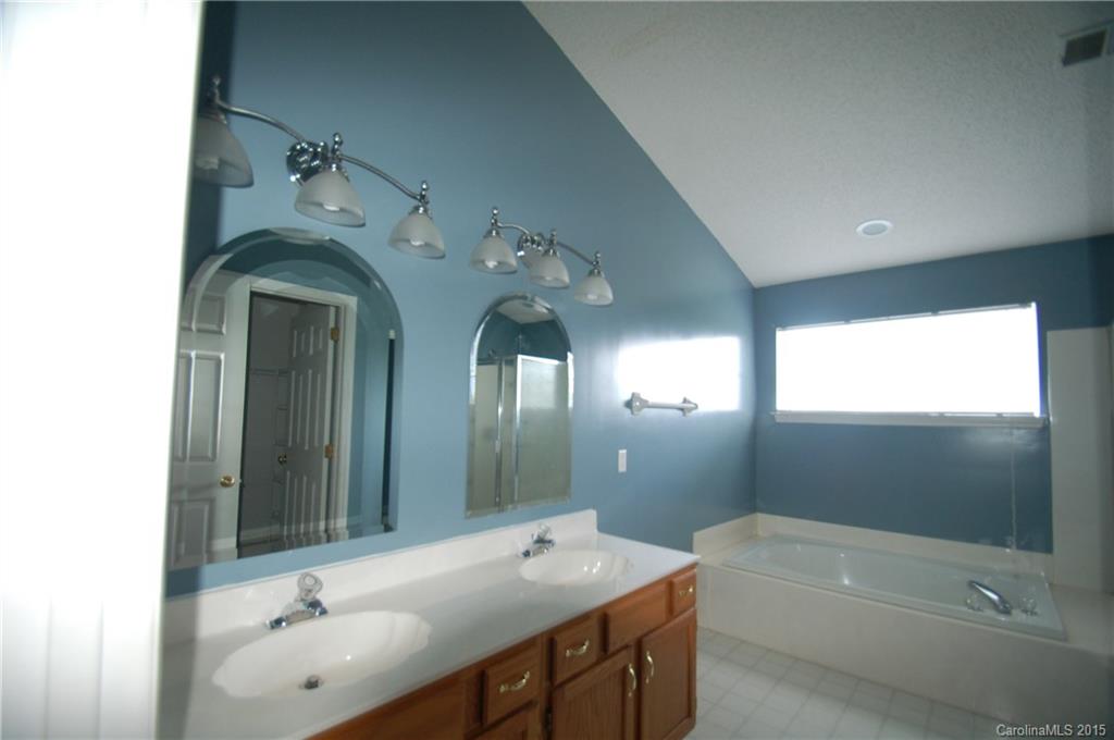 Winding Creek - Residential Lease