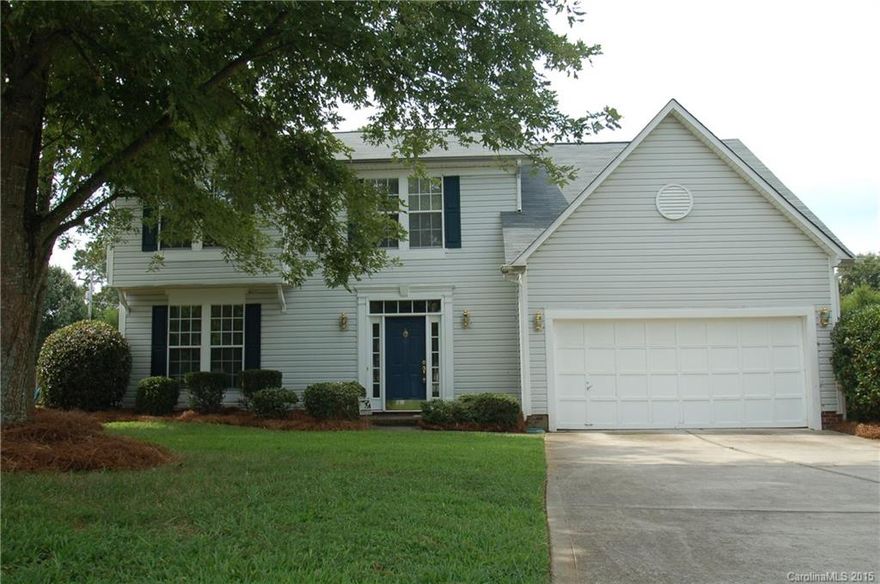 Beautiful home on a cul-de-sac in the University area. New carpet and paint on the first level, nice loft on upper level that could be used as 4th bedroom. Easy access to UNCC, I-85 and I-485.